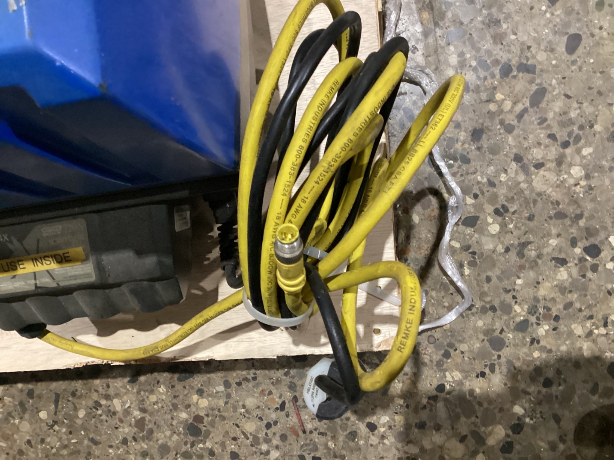 WATSON MARLOW 720UN PERISTALTIC PUMP DRIVE NEMA 4X IP66 USED 9