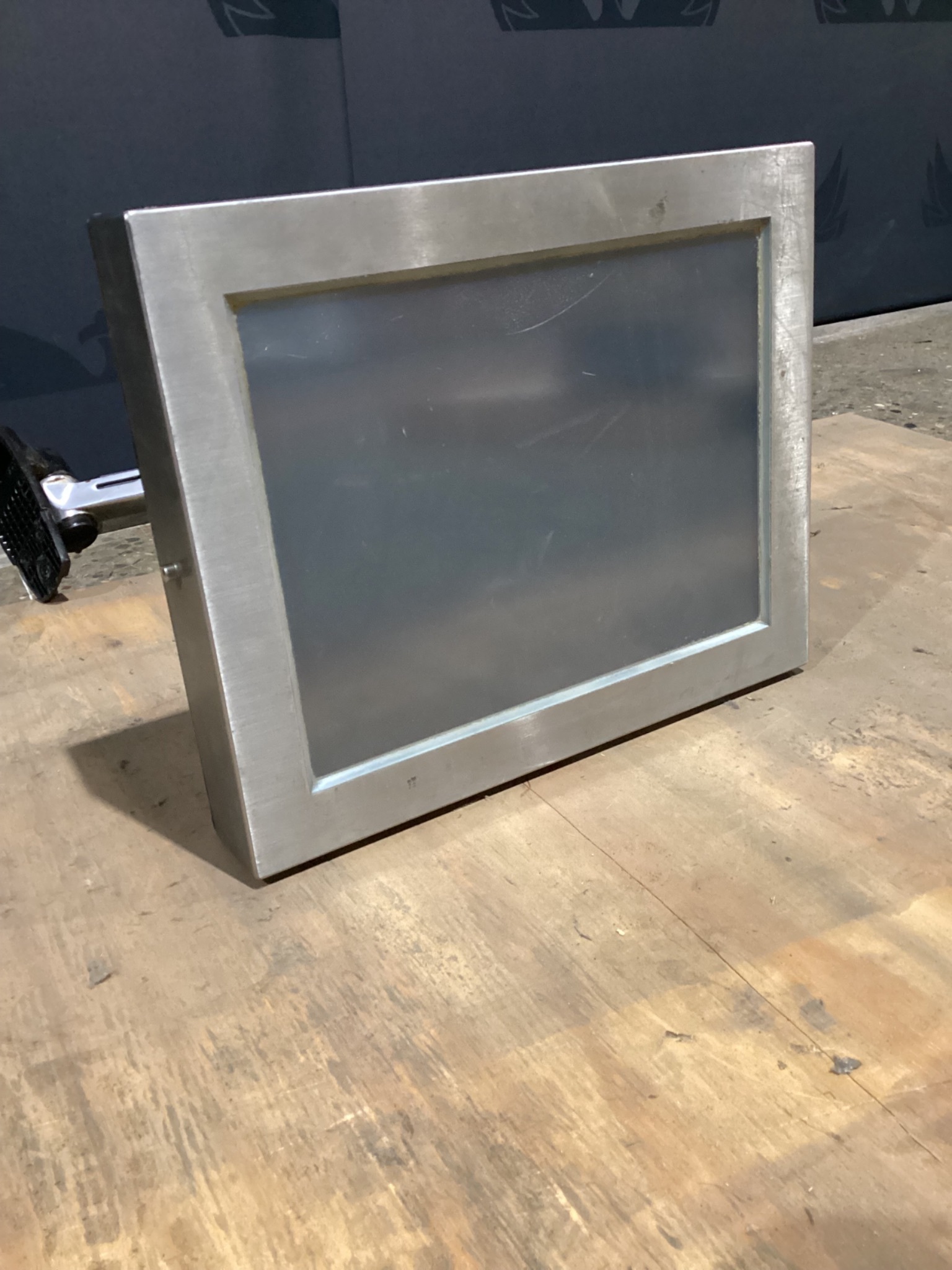 ACNODES PCH8150 STAINLESS STEEL PANEL PC LCD MONITOR USED 1