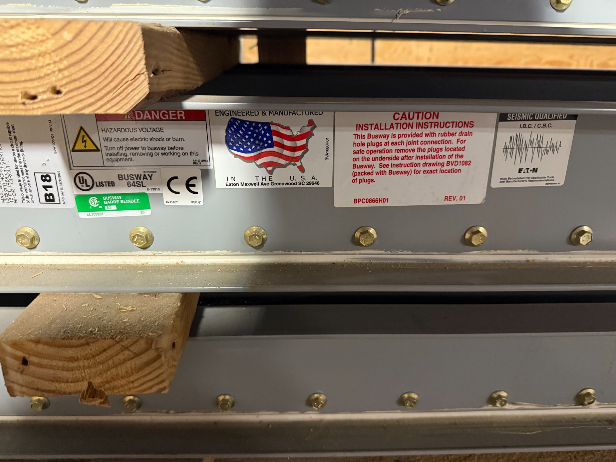 EATON 2500A POW-R-WAY III 10' Copper Straight Length 480V, 3PH, 3G NEW 3