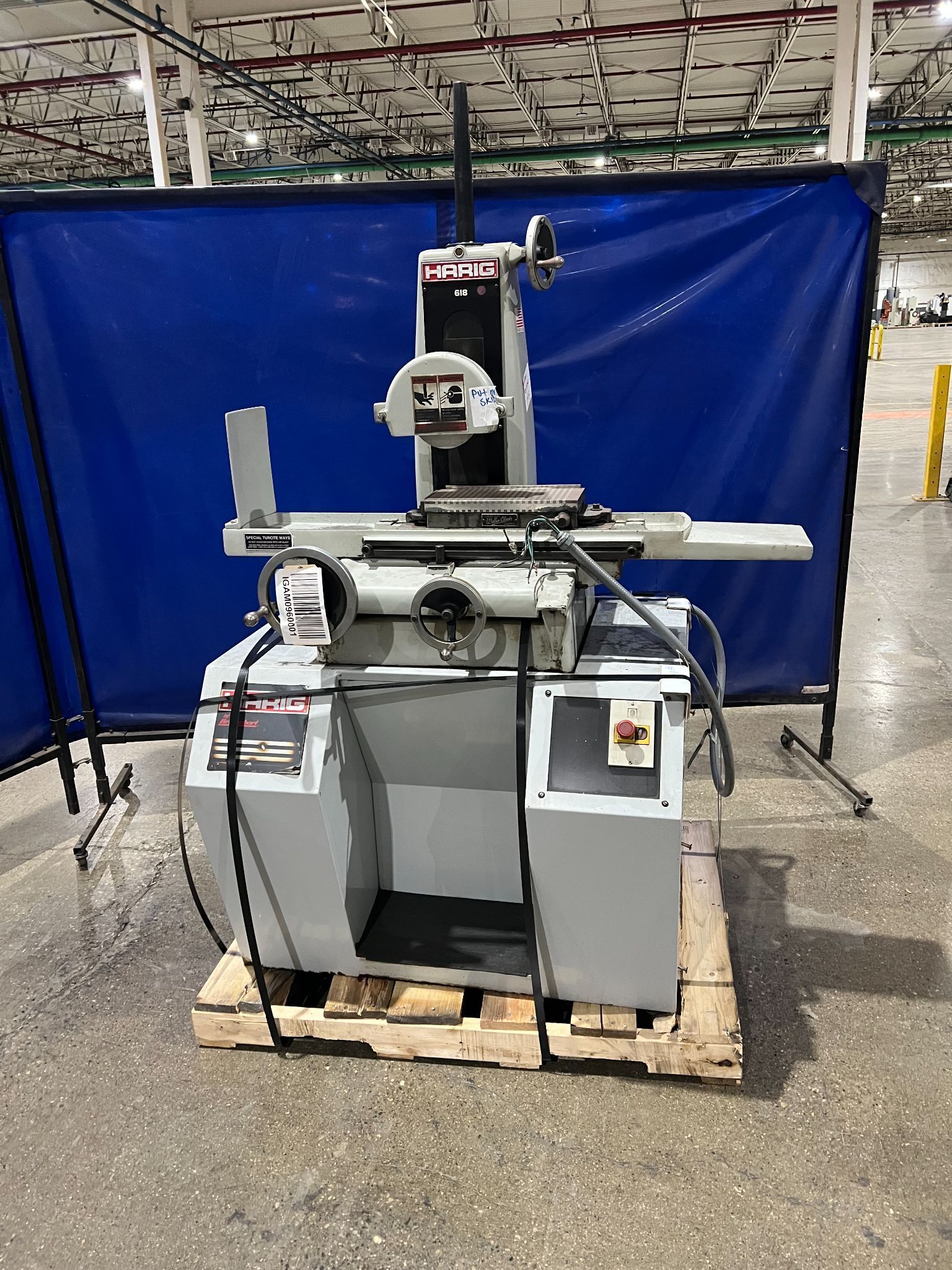 HARIG 618 SURFACE GRINDER 6" x 18" table USED 0