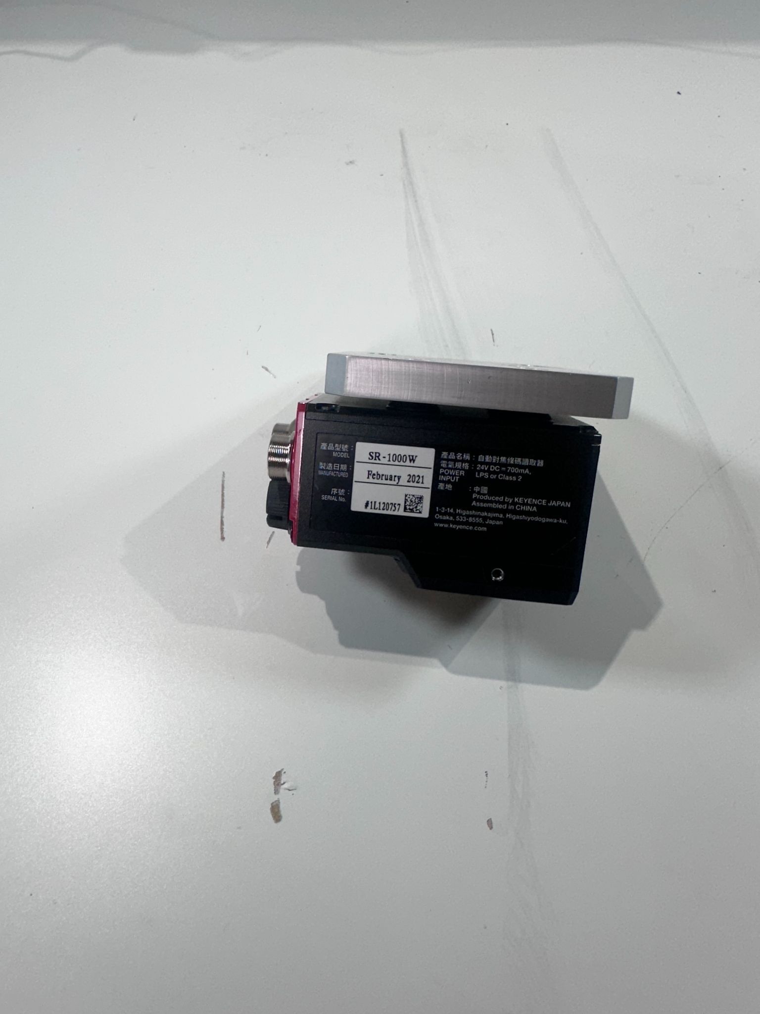 KEYENCE SR-1000W AutoFocus Barcode Reader USED 2