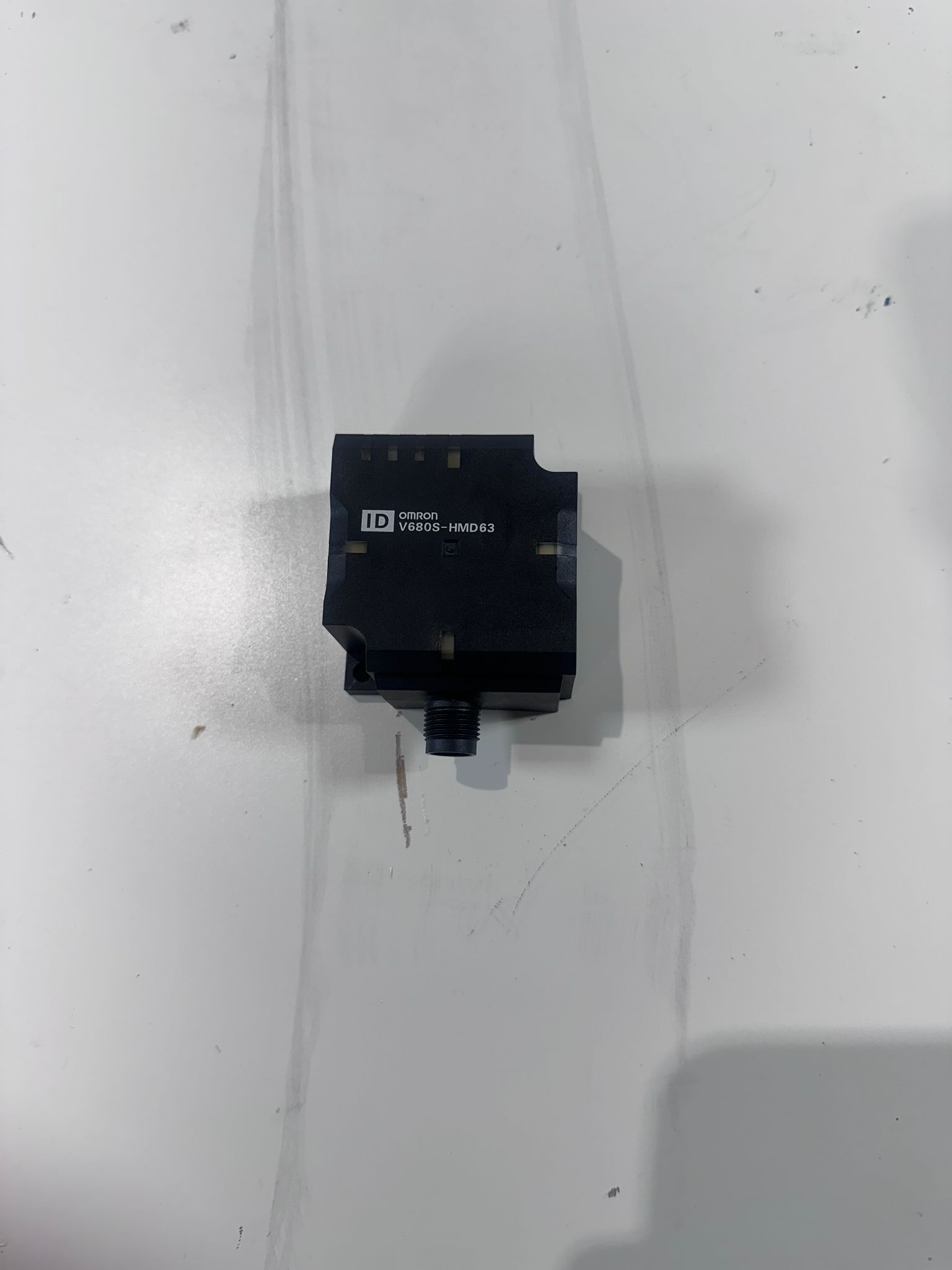 OMRON V680S-HMD63-PNT Reader USED 0