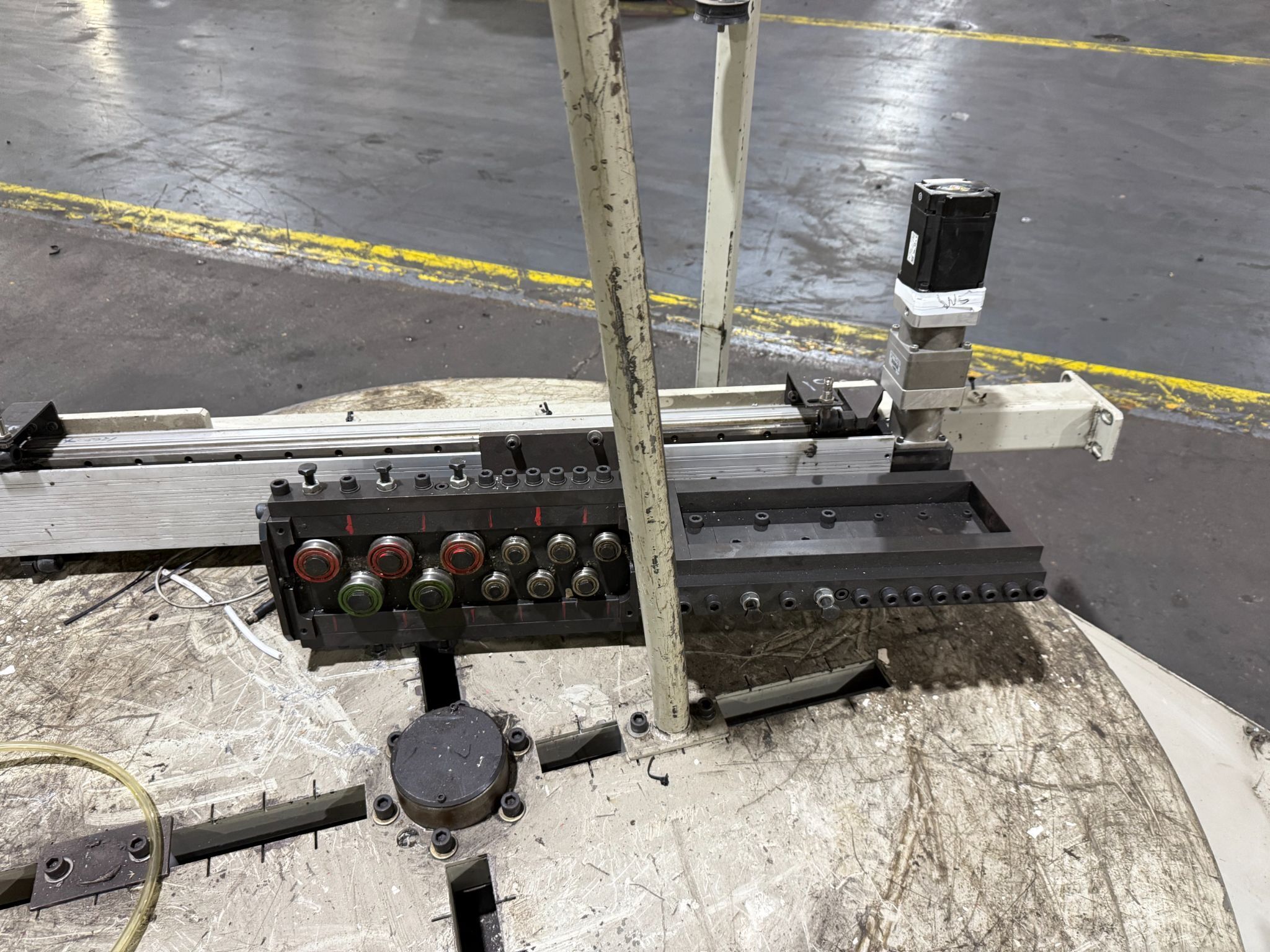 AIM AFC6D 0.08" - 0.25" CNC Wire Bender w/ P270-5 Payoff Unit USED 19