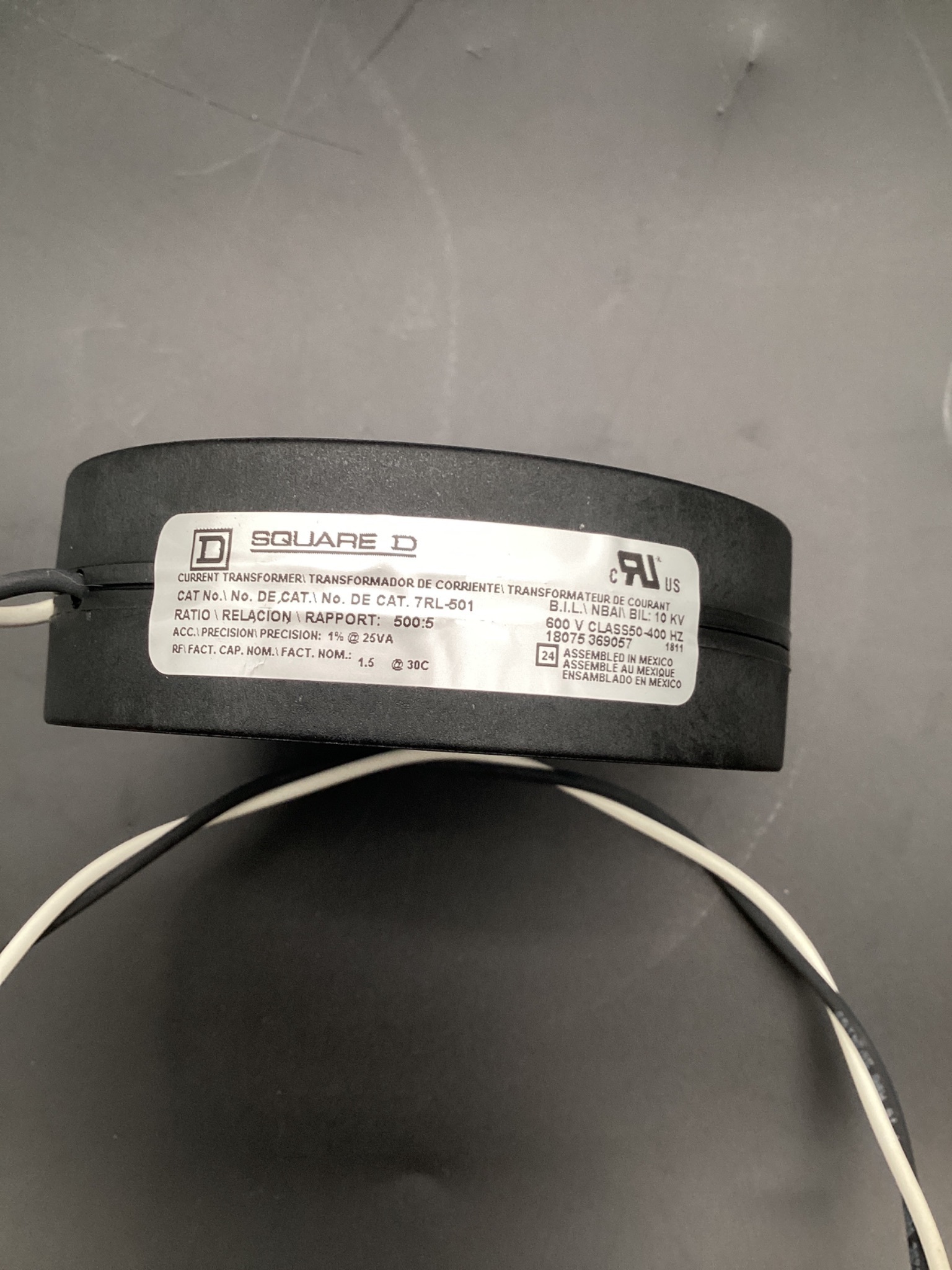 SQUARE D 7RL-501 500:5, 600V, Class 50-400Hz Current Transformer NEW 1