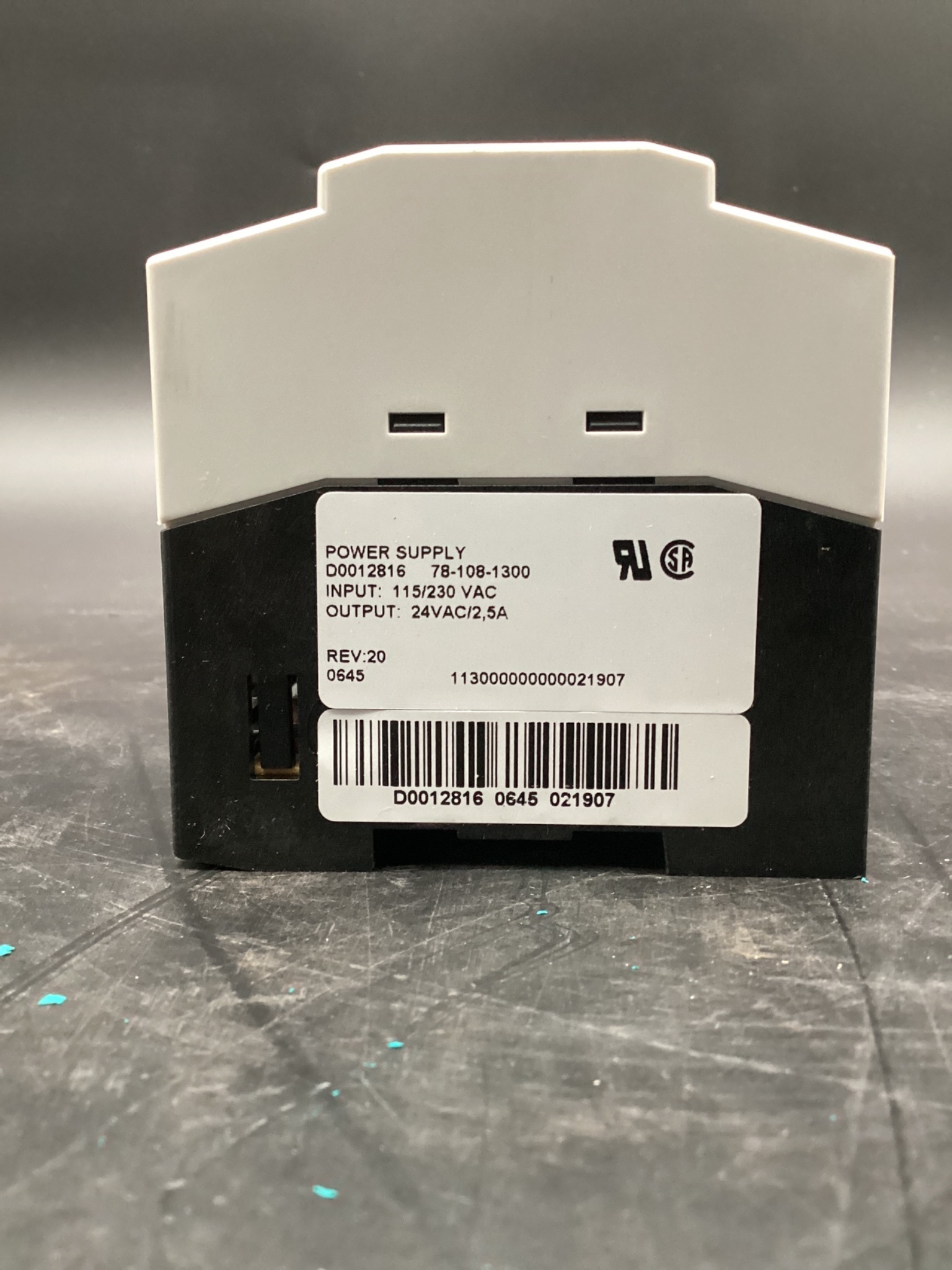 MOELLER SN4-025-B17 24VDC, 115/230 VAC, 2.5A Power Supply NEW 1