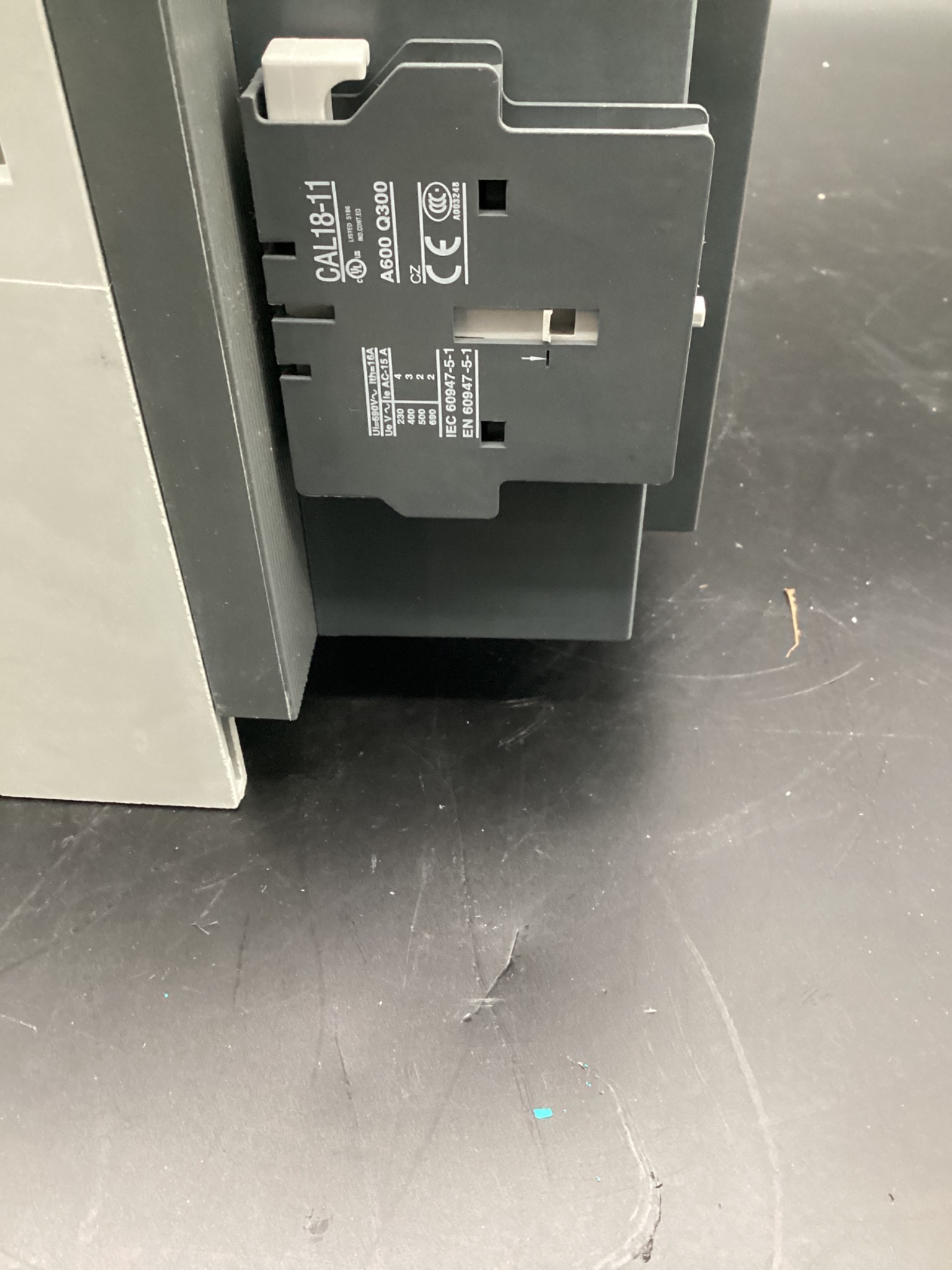 ABB AF460-30 Contactor 650A, 600VAC, 3PH USED 3