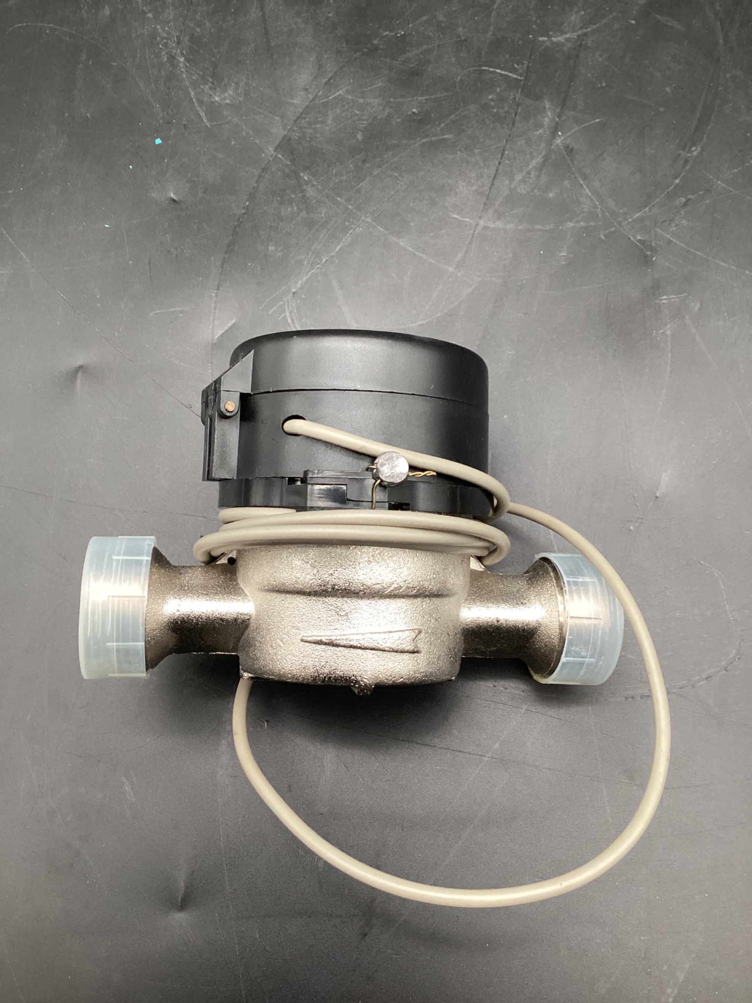 DLJ METER 7818-536 Single Jet Water/Flow Meter USED 2