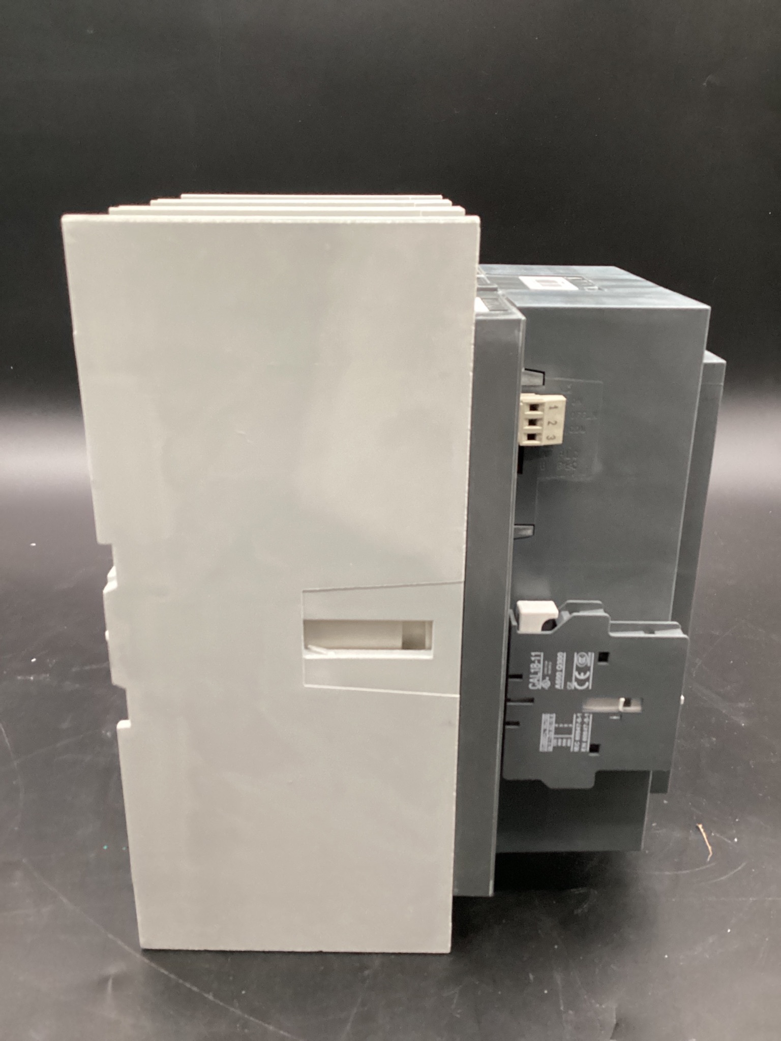 ABB AF460-30 Contactor 650A, 600VAC, 3PH USED 2
