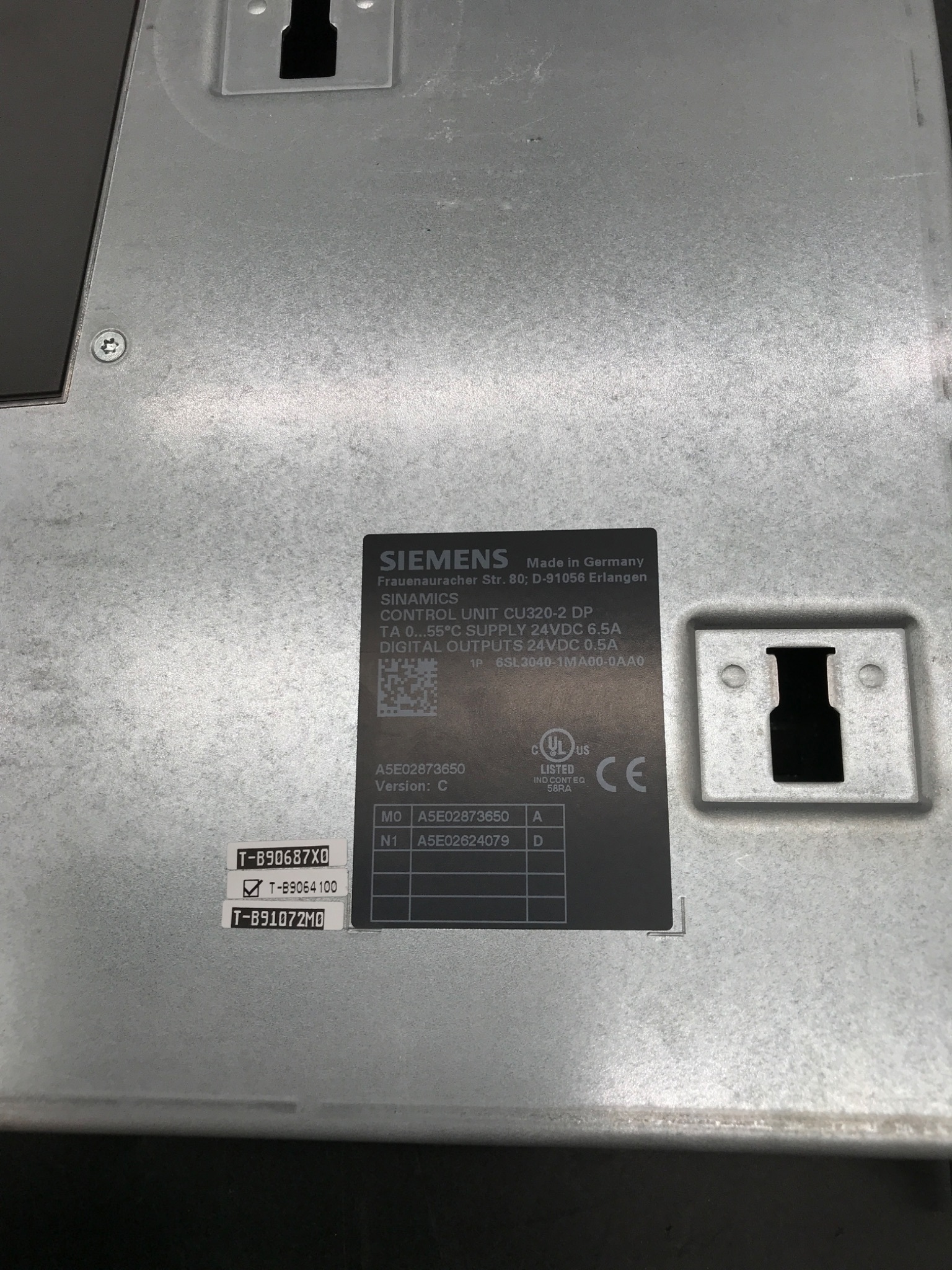 SIEMENS CU320‑2 DP Sinamics Control Unit PROFIBUS USED 1