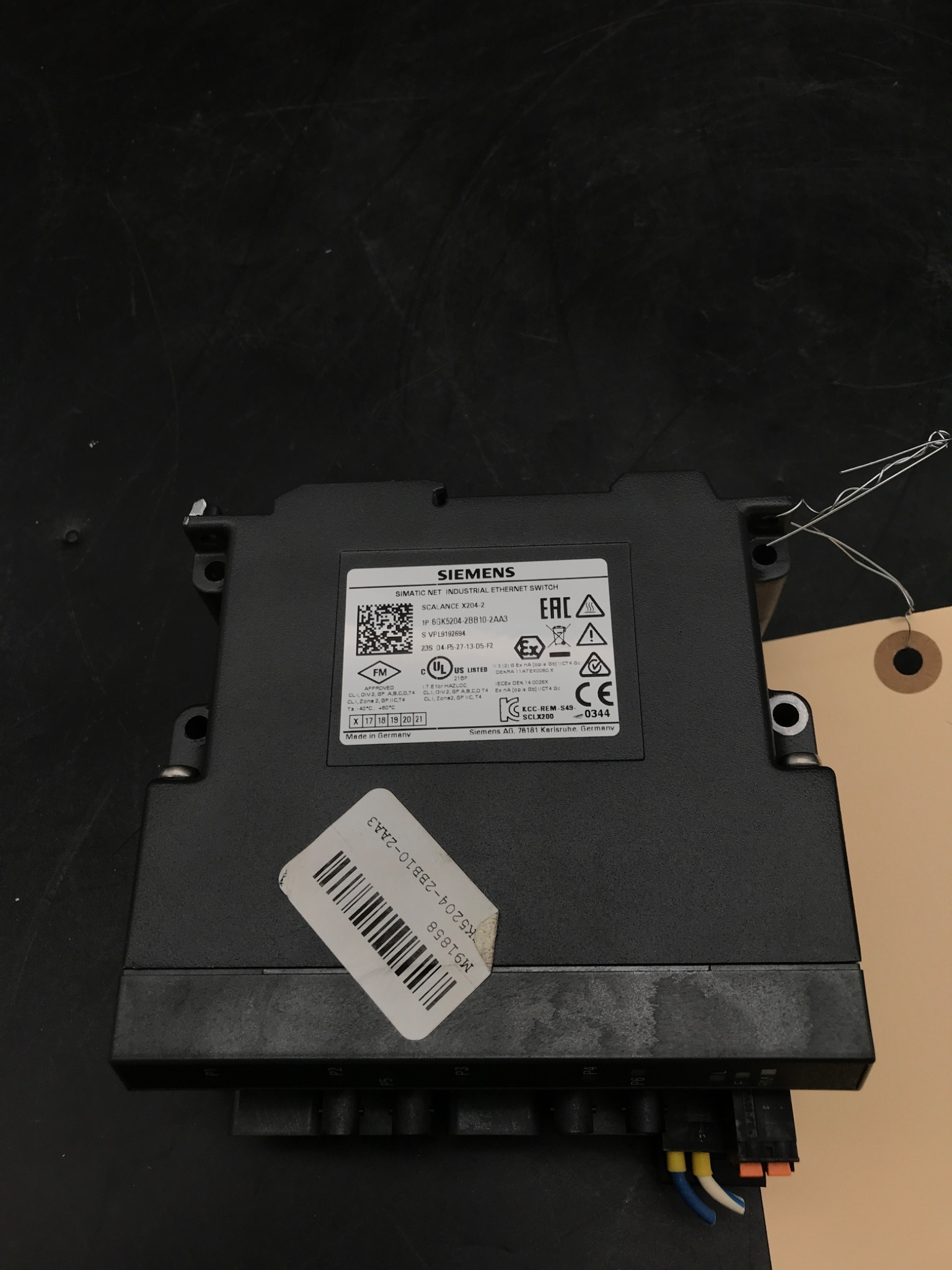 Siemens 6GK5204-2BB10-2AA3 SCALANCE XR324-4M Managed Switch – USED 1