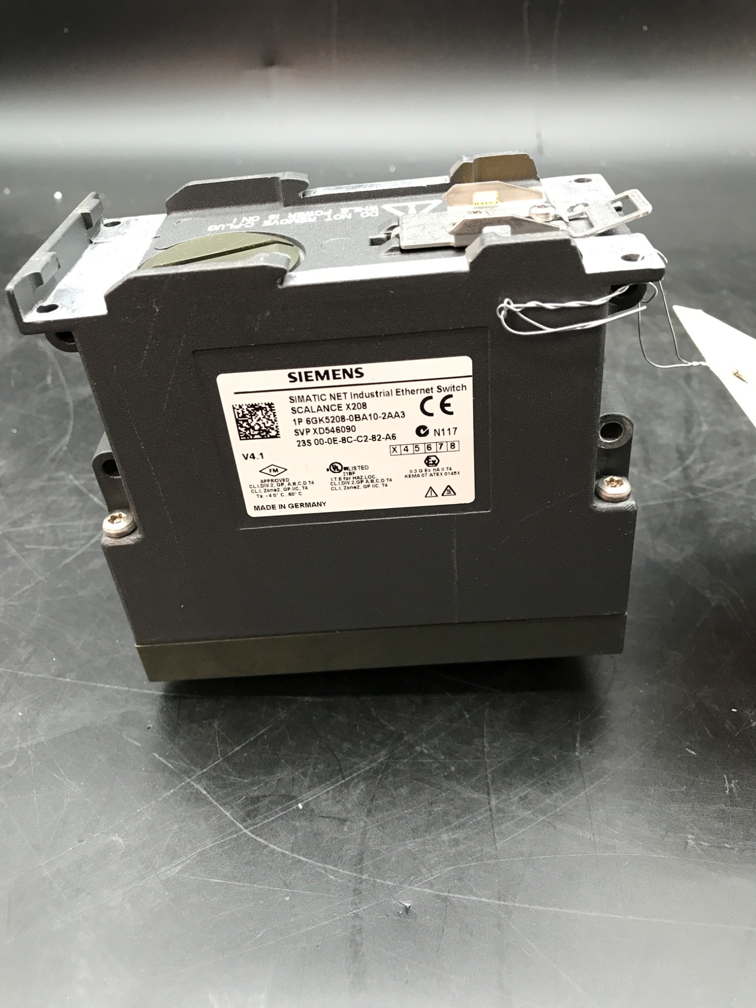 SIEMENS 6GK5208-0BA10-2AA3 SCALANCE X208 SWITCH USED 1