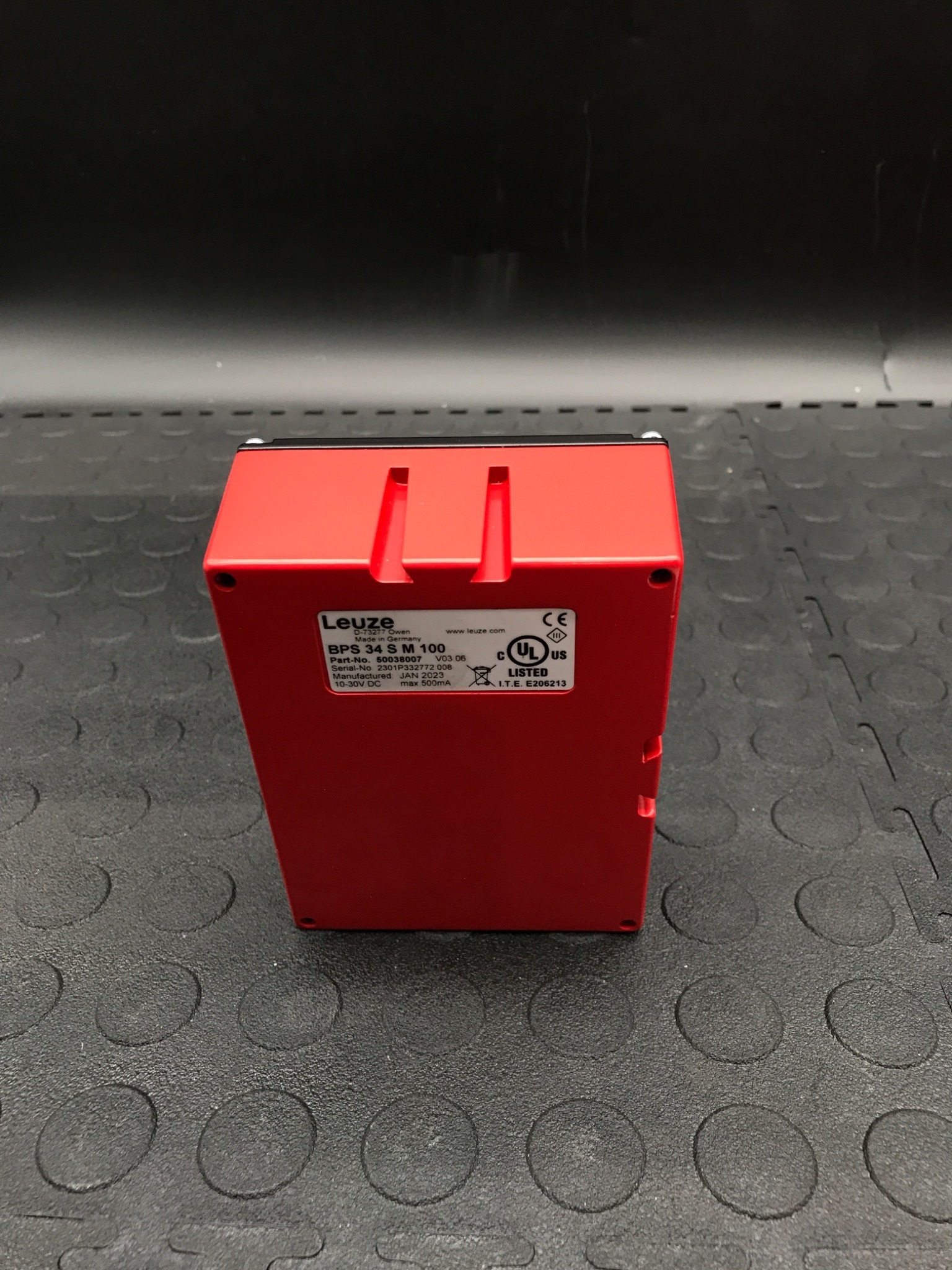 LEUZE BPS34SM100 Barcode Positioning Sensor 0.1mm NEW 2