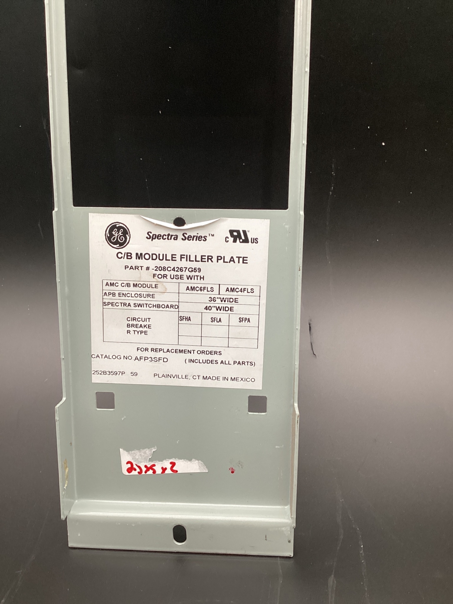 GENERAL ELECTRIC 208C4267G32 C/B Module Filler Plate USED 2