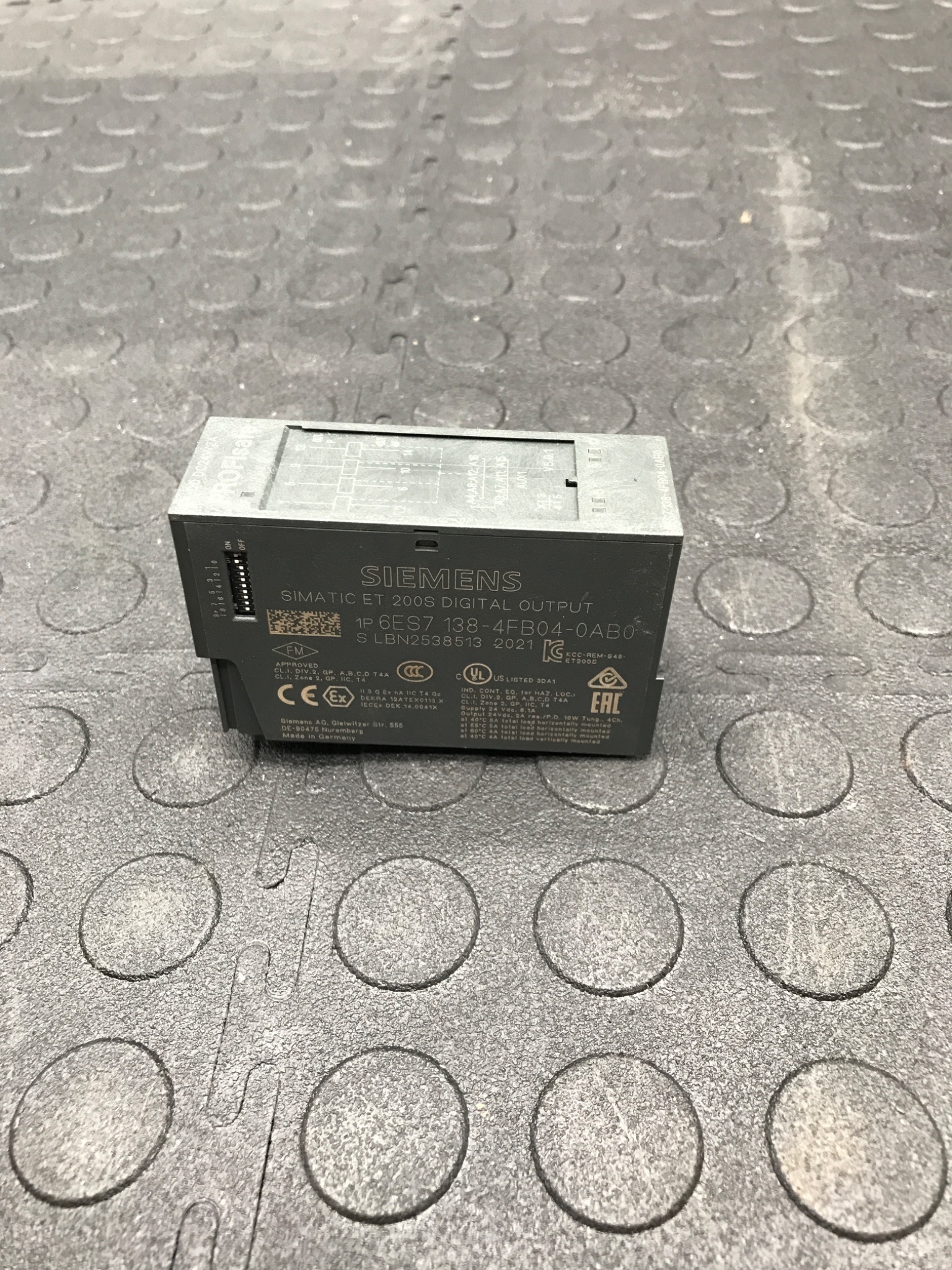 SIEMENS 6ES7138-4FB04-0AB0 SIMATIC ET 200S Digital Input Module USED 2