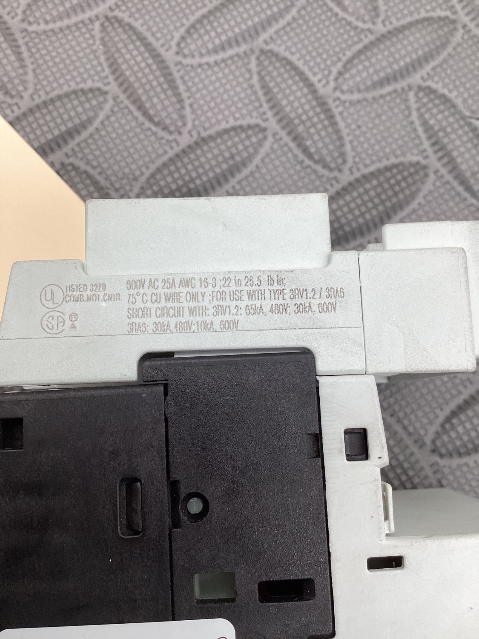 SIEMENS 3RV1021-1EA10 Circuit Breaker Motor Protector USED 5