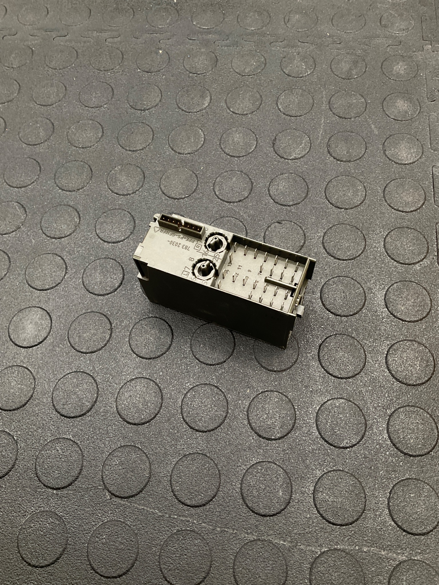 SIEMENS 6ES7 138-4FB02-0AB0 Interface Module USED 2