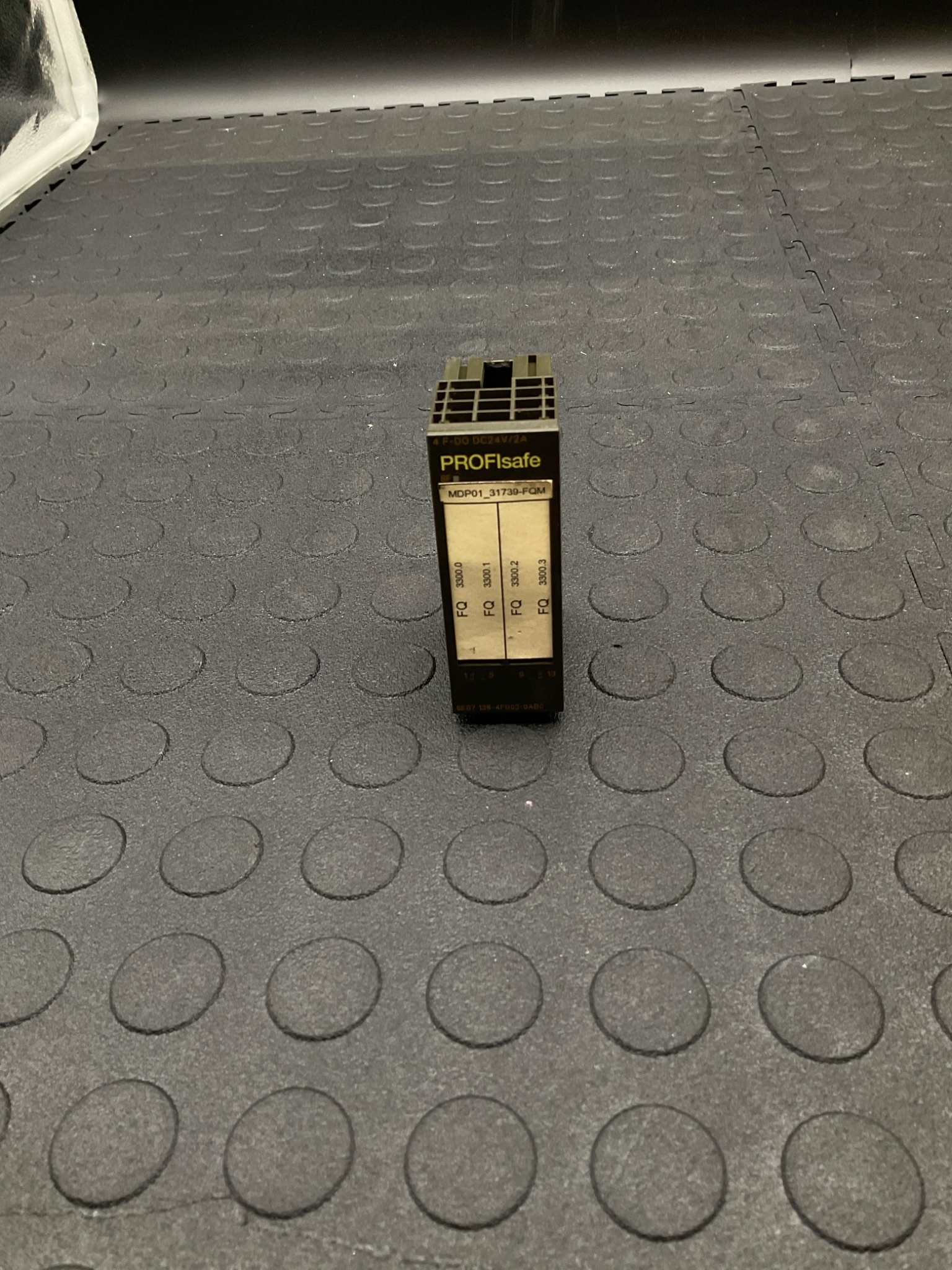 SIEMENS 6ES7 138-4FB02-0AB0 Interface Module USED 3