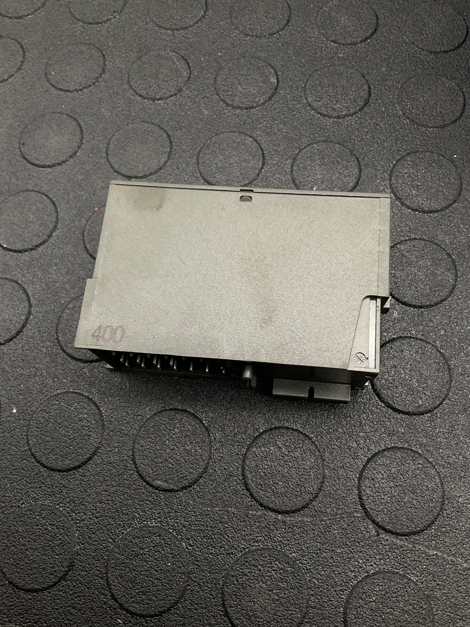 SIEMENS 6ES7 138-4FB03-0AB0 ET200S Digital Output Module 24VDC 2A USED 4