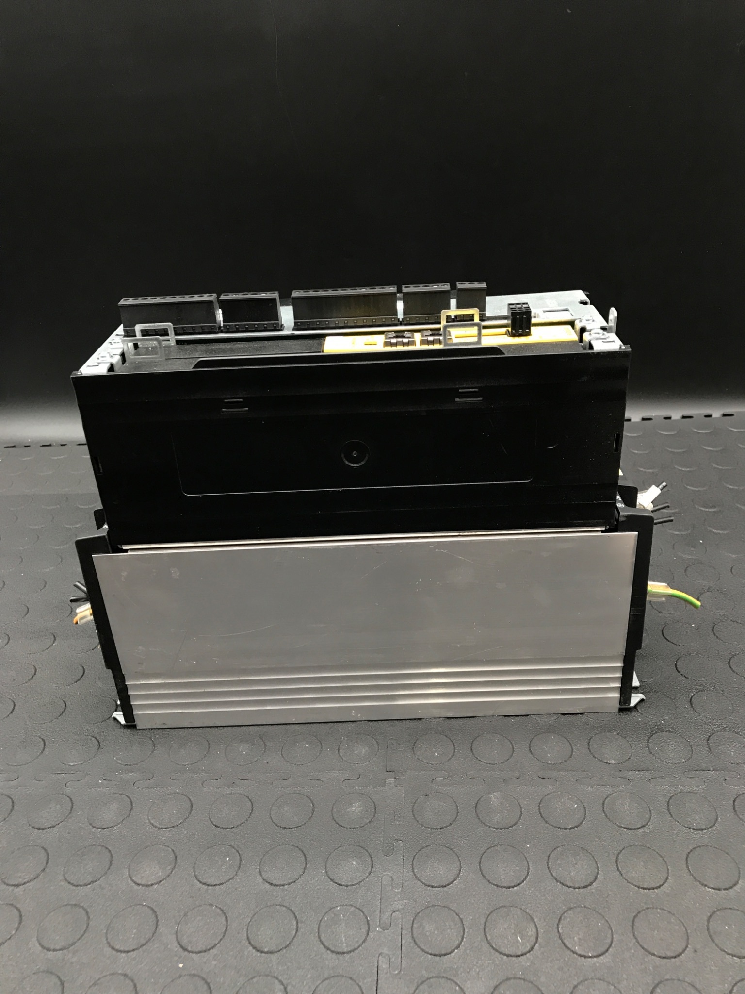 SEW MDX61B0075-5A3-4-OT Movidrive B Frequency Inverter 15kW 400V USED 2