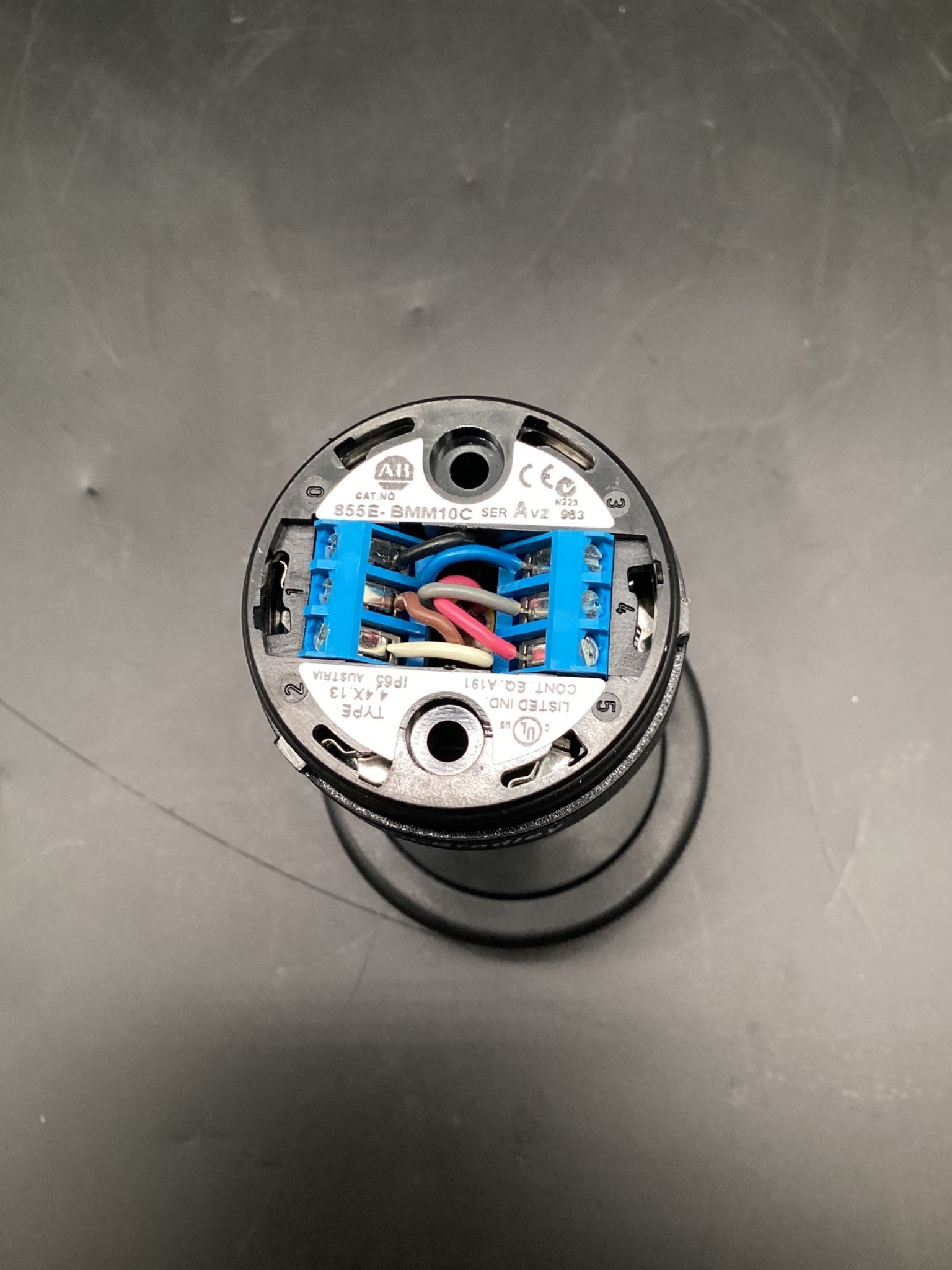 ALLEN-BRADLEY 855E-BMM10C PANEL ACCESSORIES USED 2