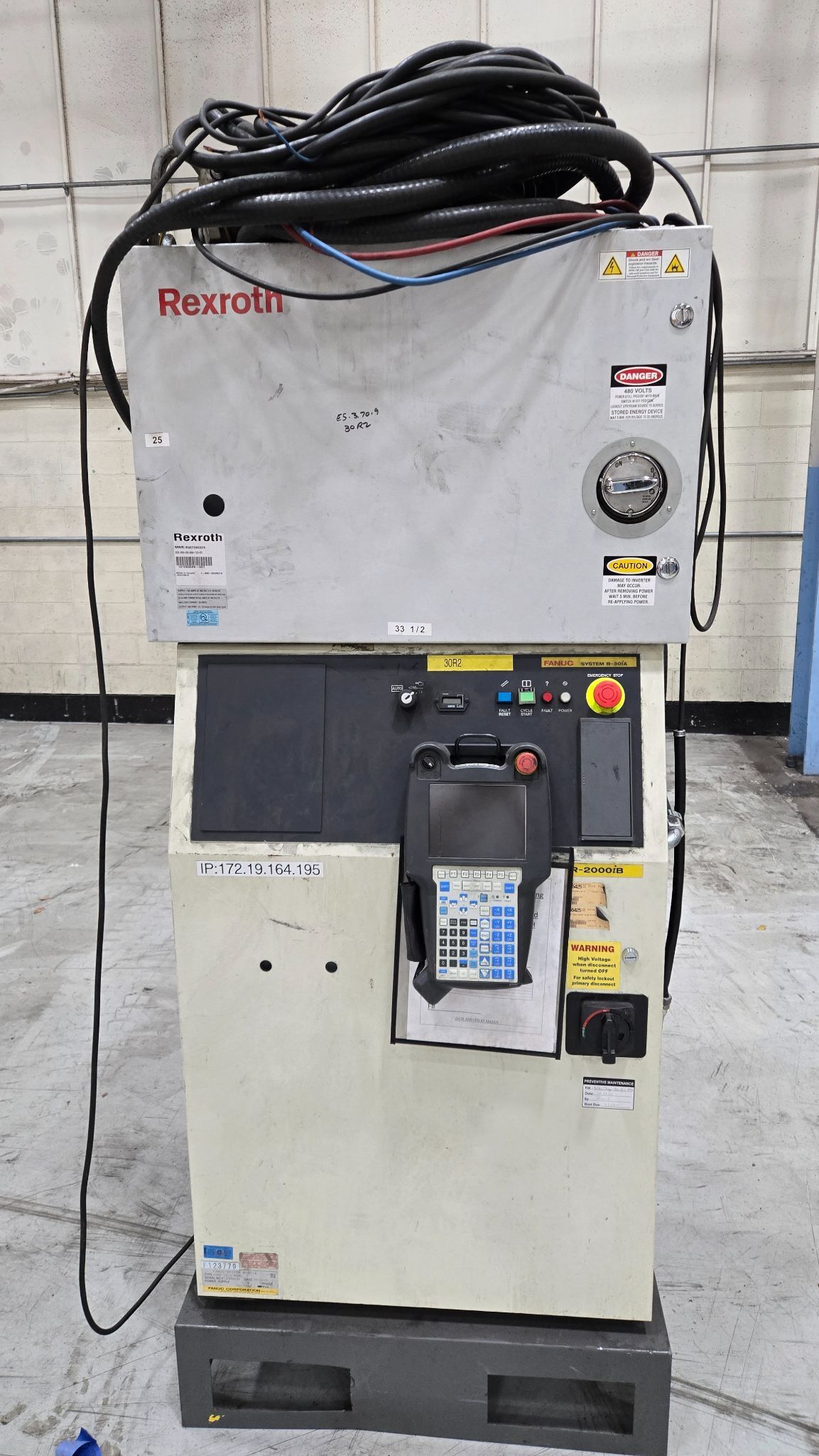 FANUC - R2000IB/210 W/ R-30IA Controls USED 8
