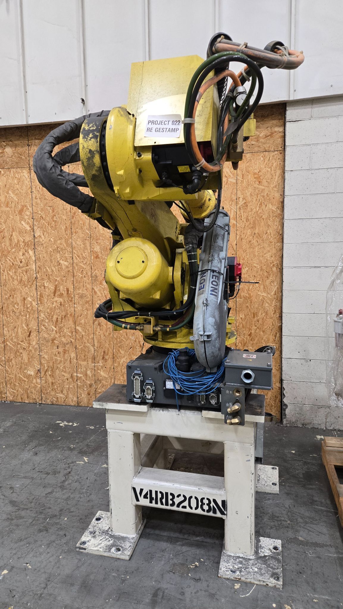 FANUC - R2000IB/210 W/ R-30IA Controls USED 0
