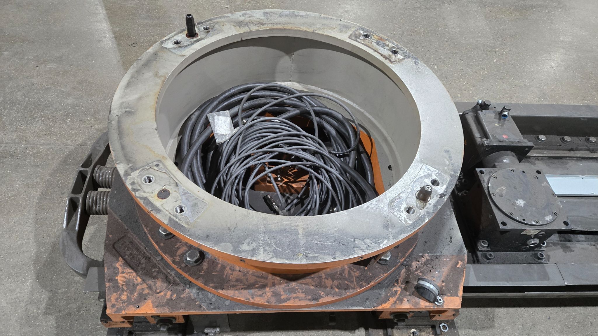 KUKA RTU 40FT (2 SECTIONS) USED 4