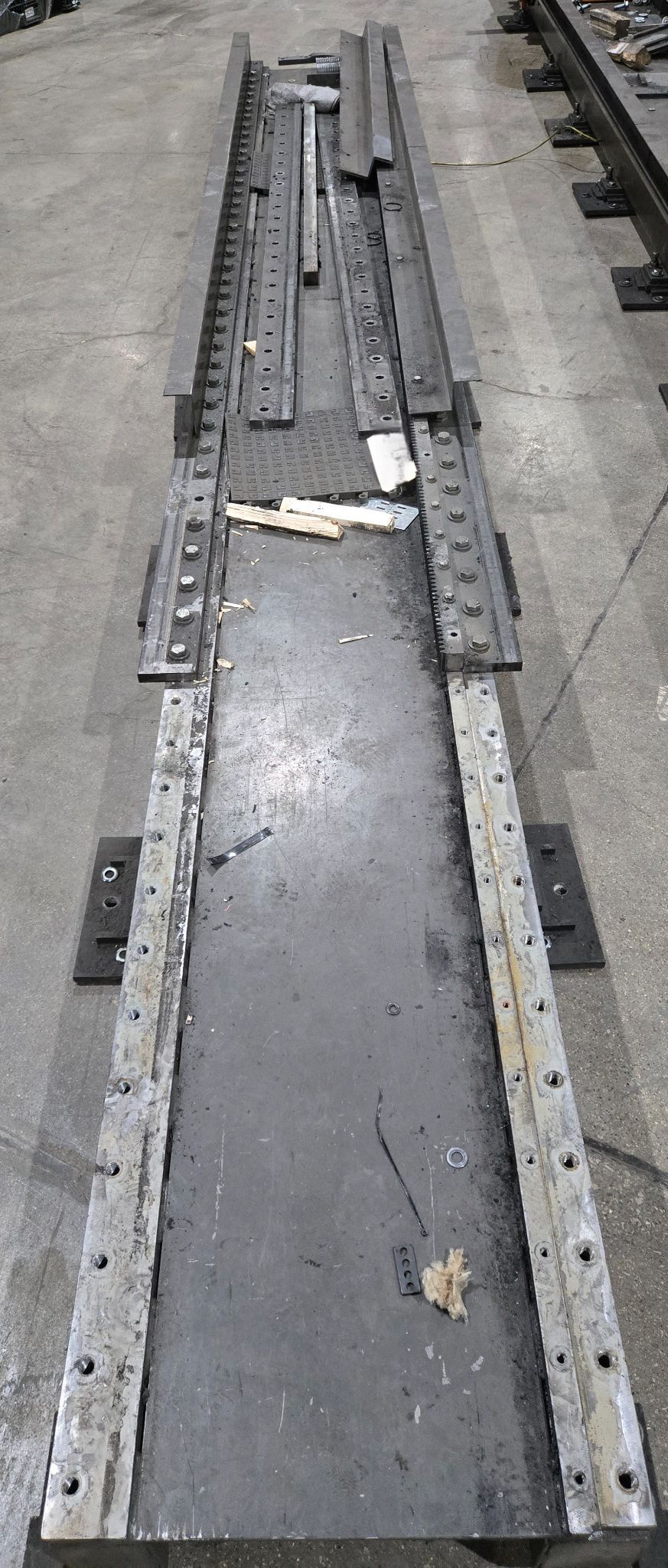 KUKA RTU 40FT (2 SECTIONS) USED 9