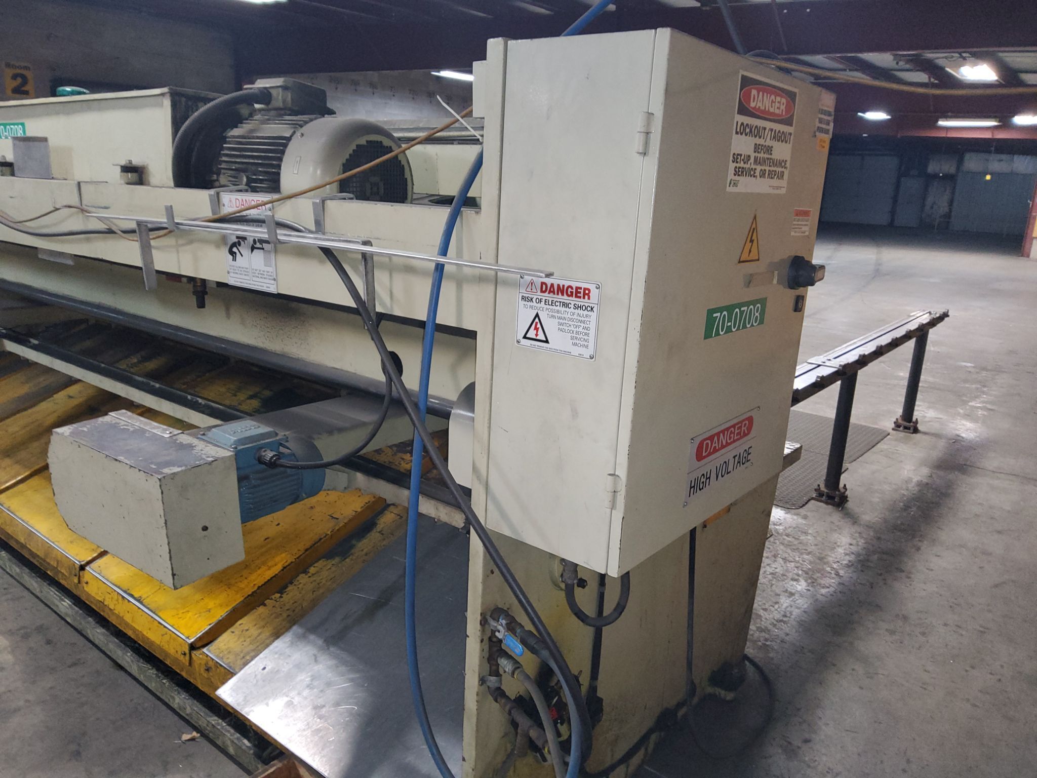 2005 U.S. INDUSTRIAL MACHINERY 12' X 1/4" CNC SHEAR 7