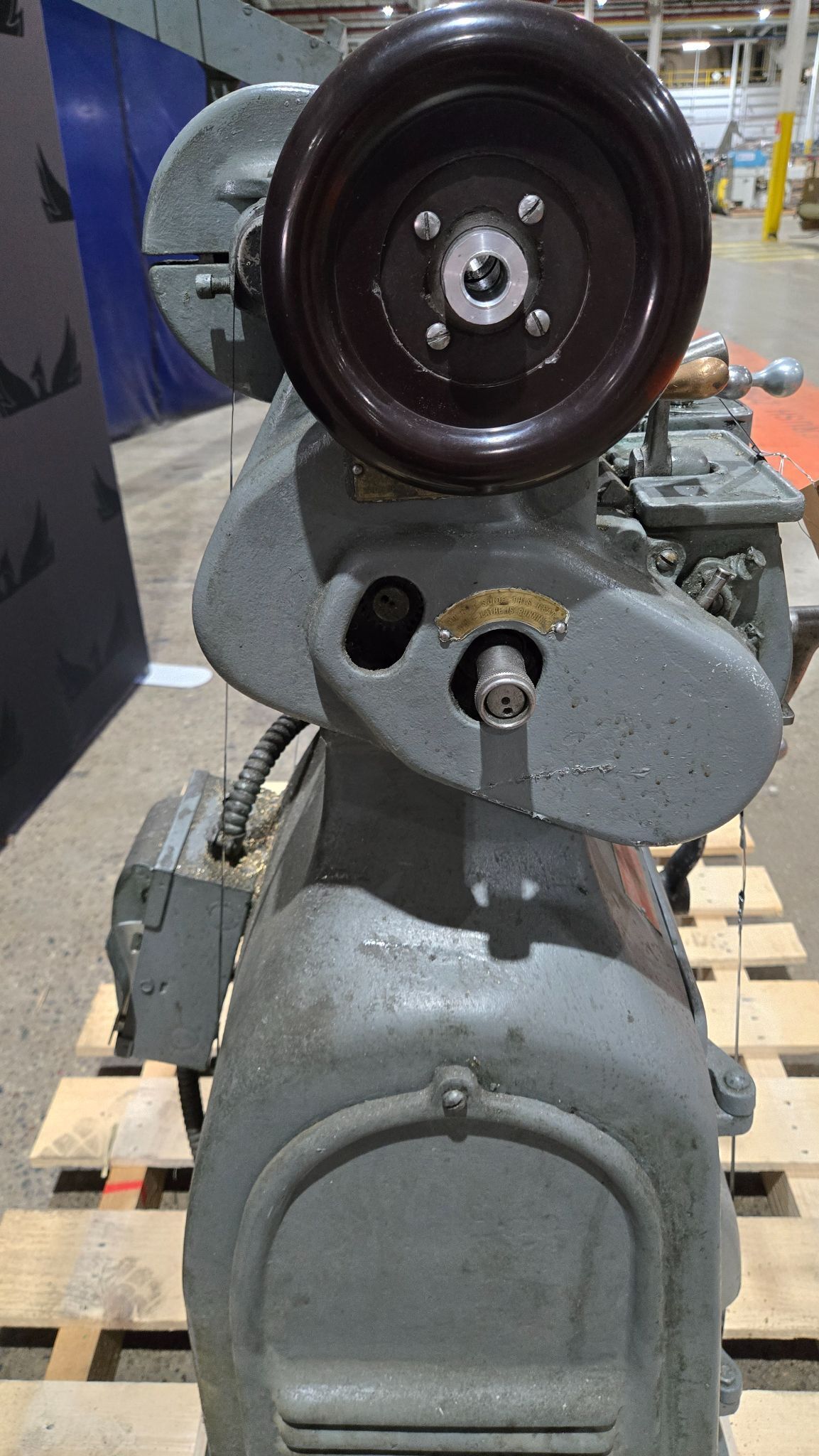 SOUTH BEND UNKNOWN MODEL 10" LATHE USED 7