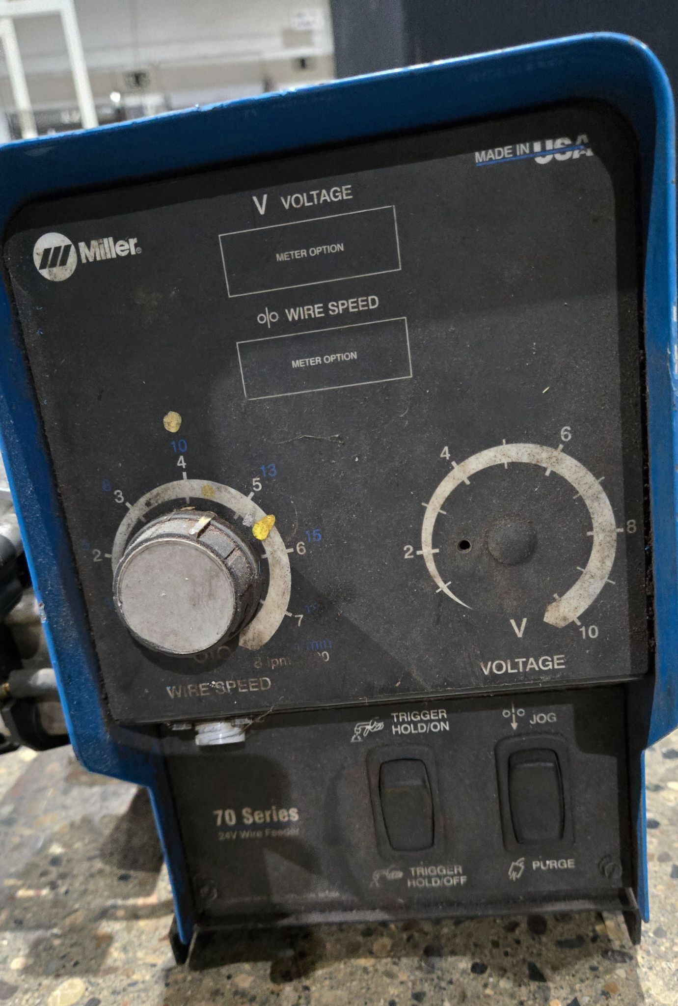 MILLER 70 SERIES WIRE FEEDER NO REEL ASSEMBLY USED 1