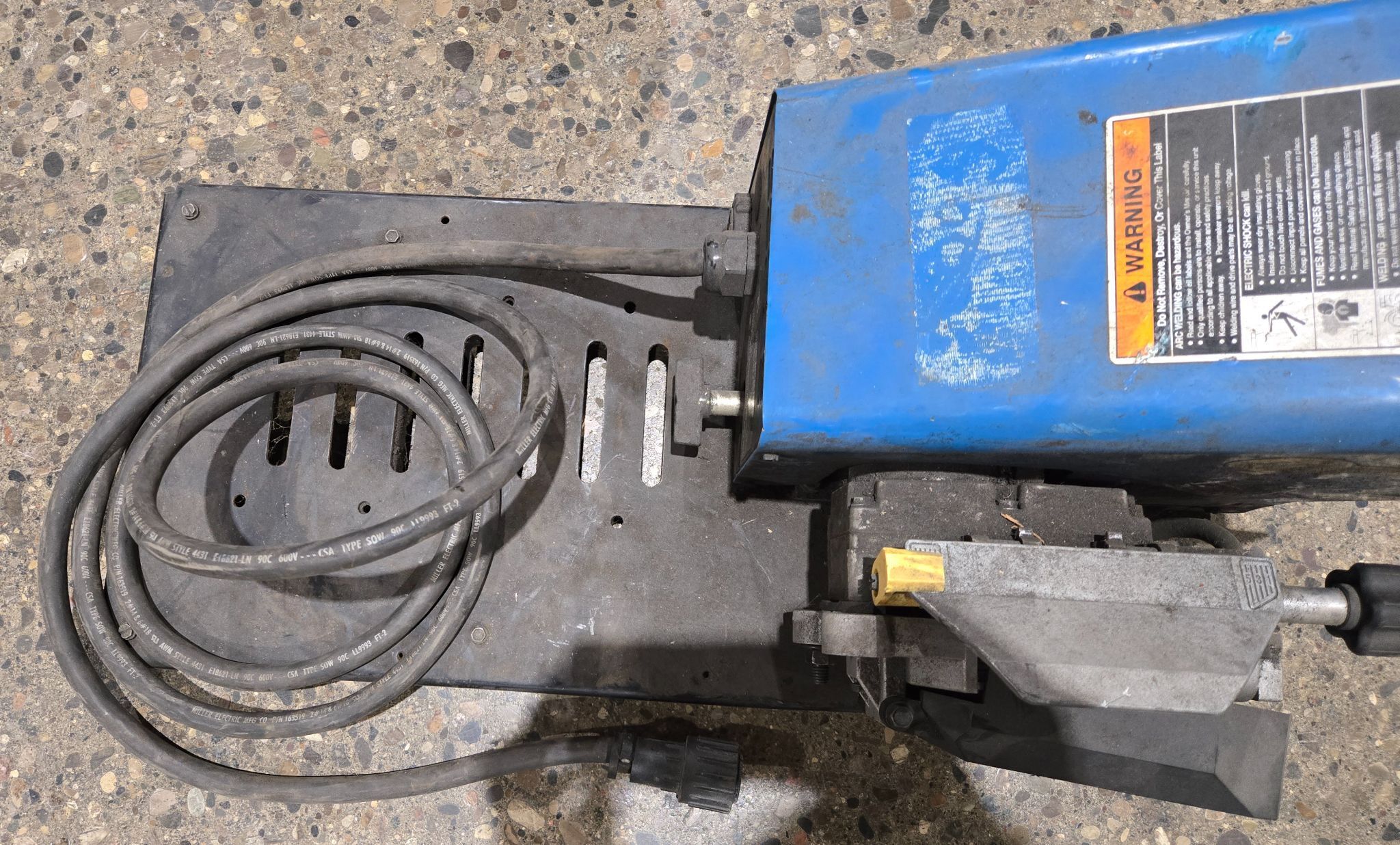 MILLER 70 SERIES WIRE FEEDER NO REEL ASSEMBLY USED 3
