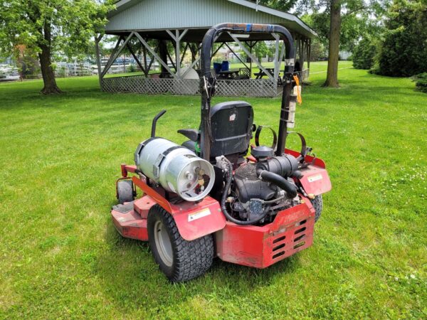 SNAPPER PRO S200XTP Propane Zero-Turn Lawn Mower USED 4
