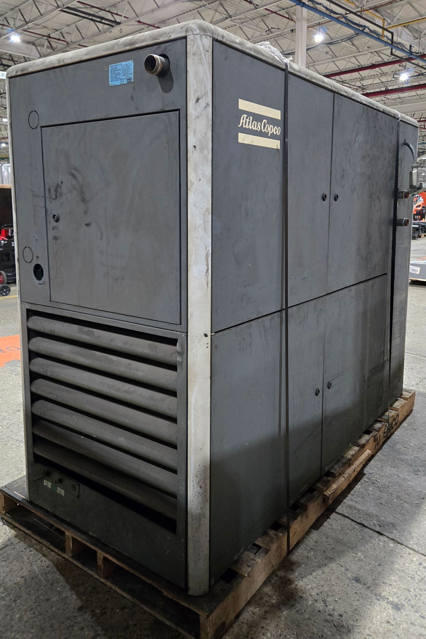 ATLAS COPCO GA 50 VSD ROTARY SCREW AIR COMPRESSOR USED 2