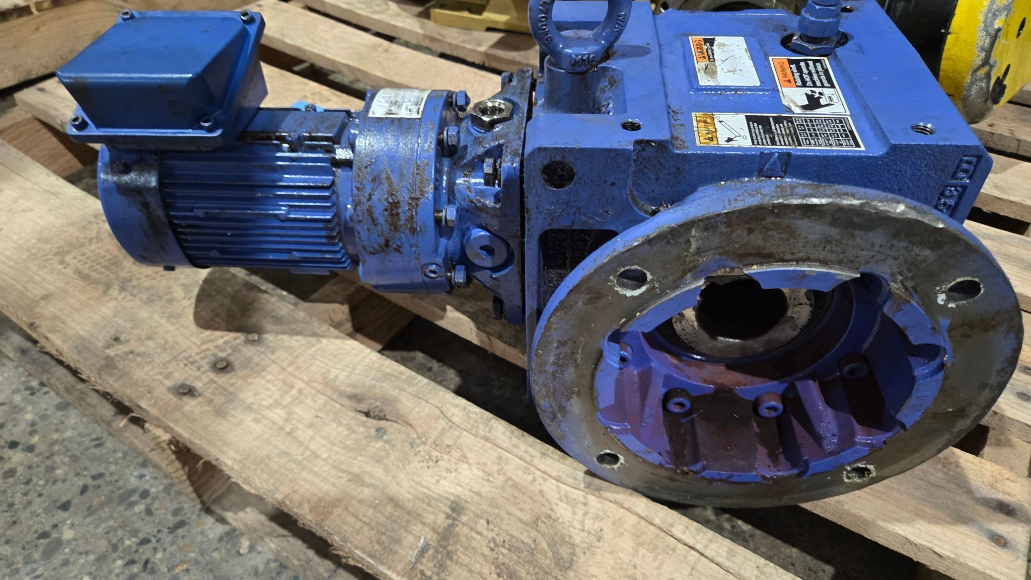 SUMITOMO TC‑FX‑HP 1P4 3‑Phase Induction Motor USED 1