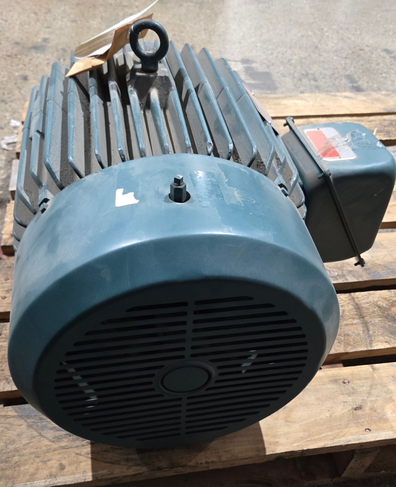 RELIANCE P32G0394D 40HP 3 PHASE AC MOTOR USED 1