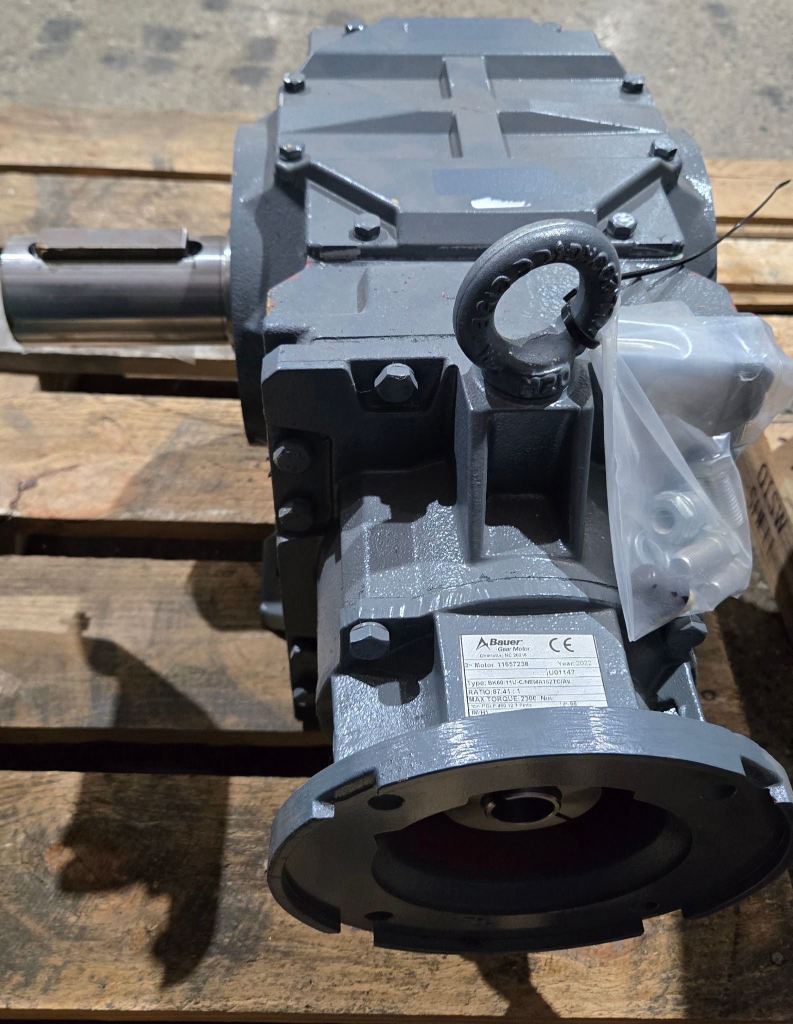 BAUER BK60-11U-C/NEMA182TC/AV BEVEL GEARED MOTOR USED 2