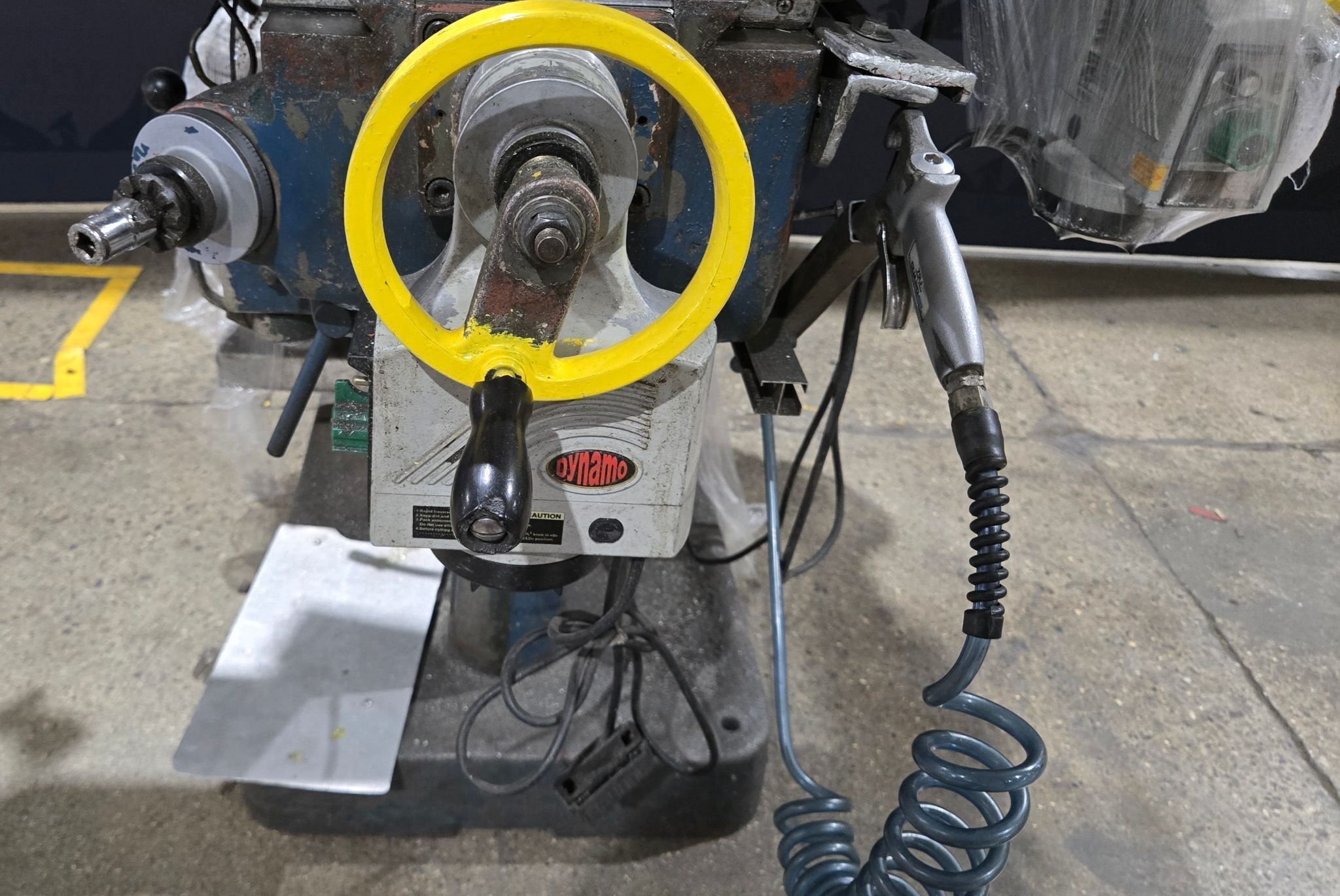YCI SUPERMAX 047158 Vertical Mill USED 5