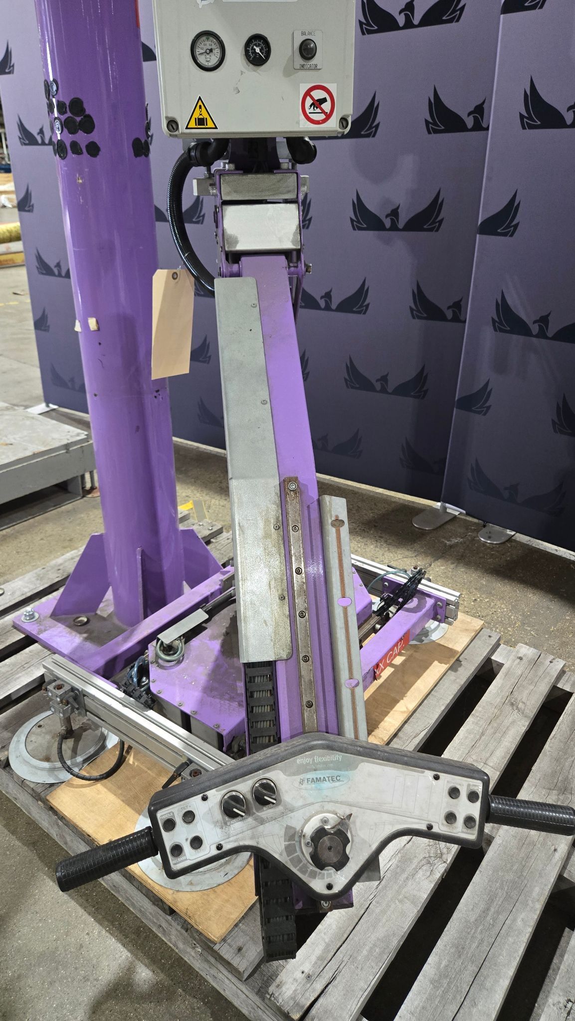 FAMATEC FR-V250 FRIENDLY PNEUMATIC MANIPULATOR ARM 250KG SUCTION USED 1
