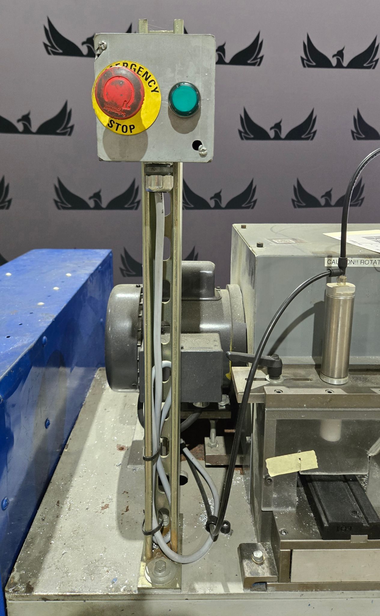 CUSTOM DUAL SAW BLADE METAL FINISHING MACHINE USED 3