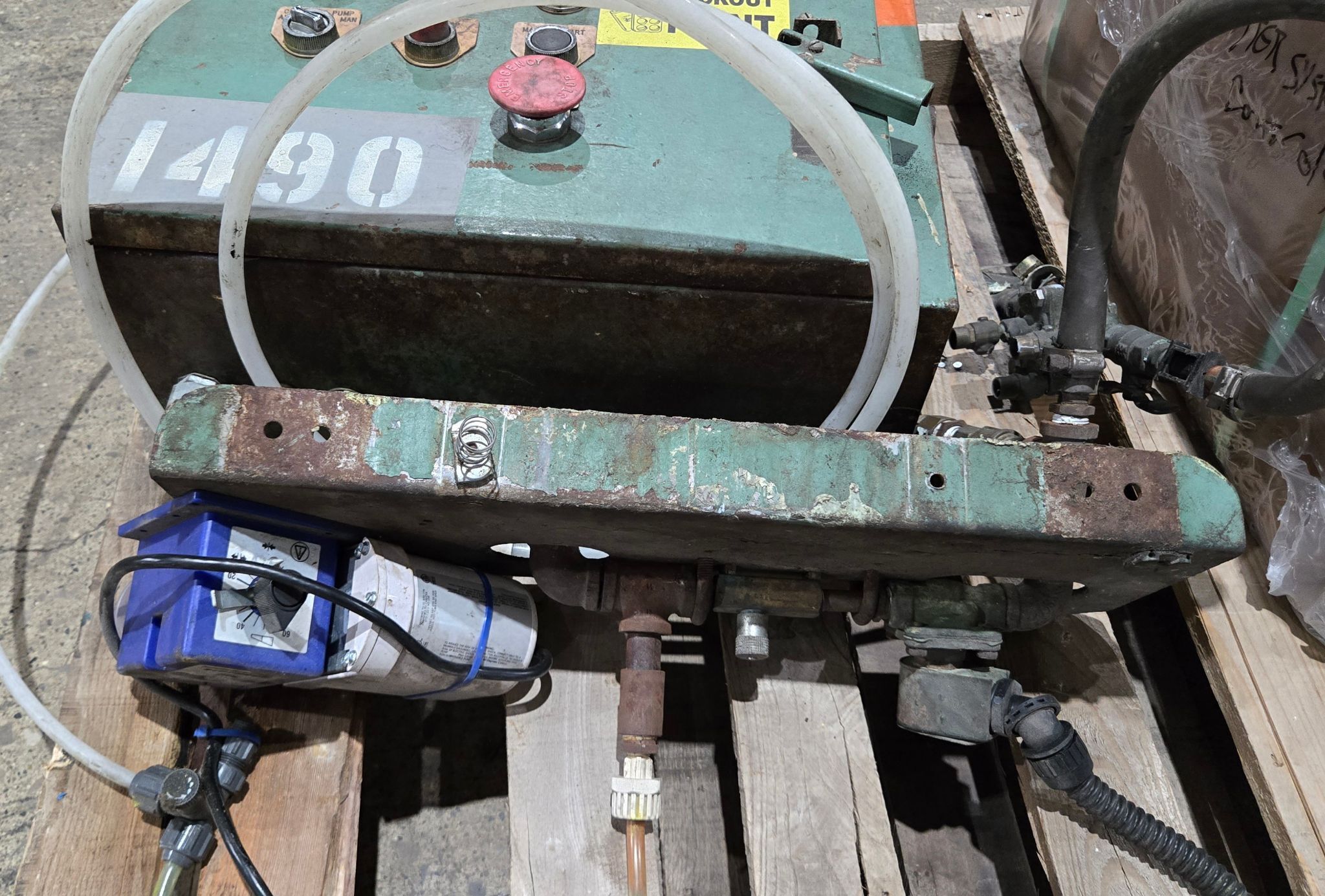 ROTO-FINISH ST-4N6A VIBRATORY PARTS FINISHER USED 7
