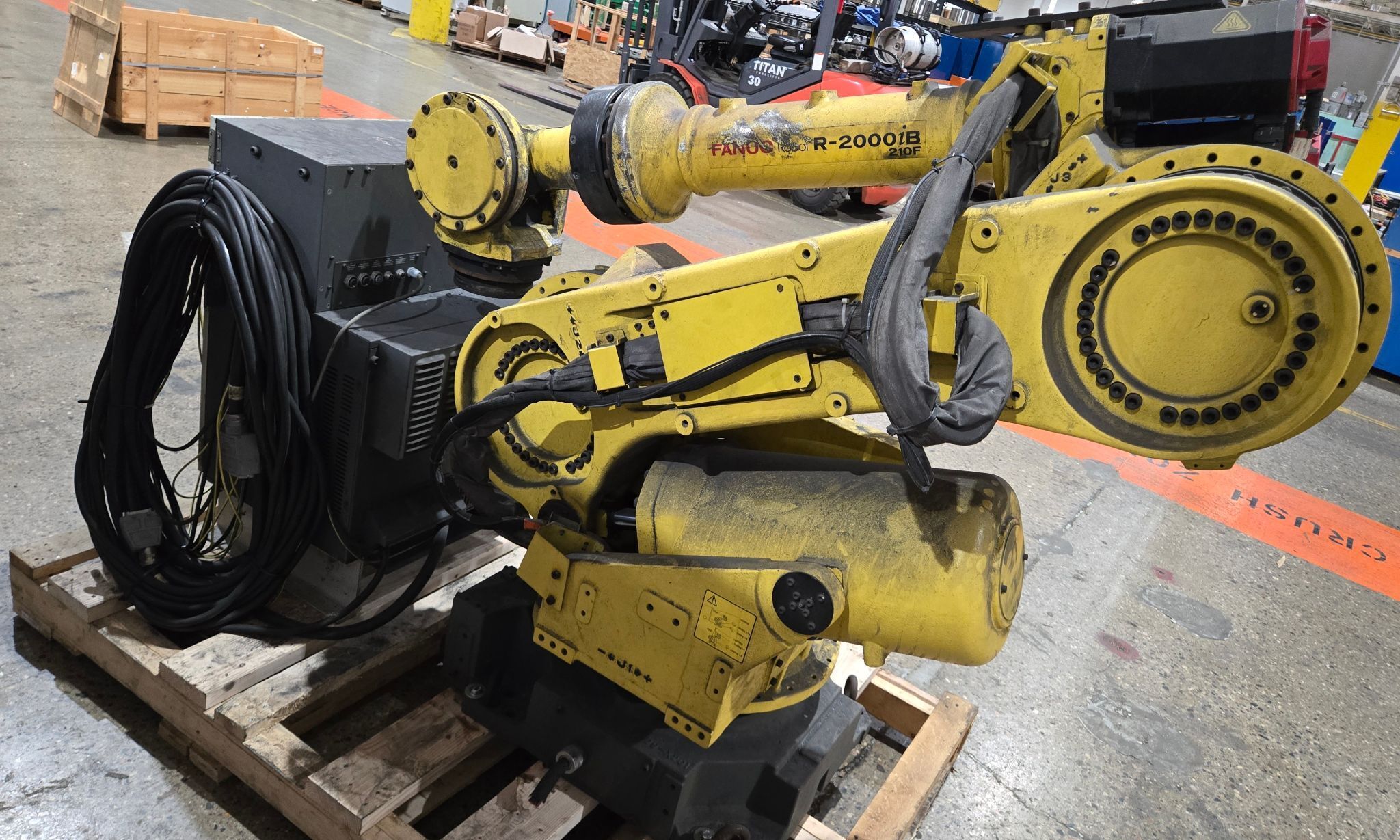 FANUC R-2000IB/210F + R30IB ROBOT ARM AND CONTROL CABINET USED 6