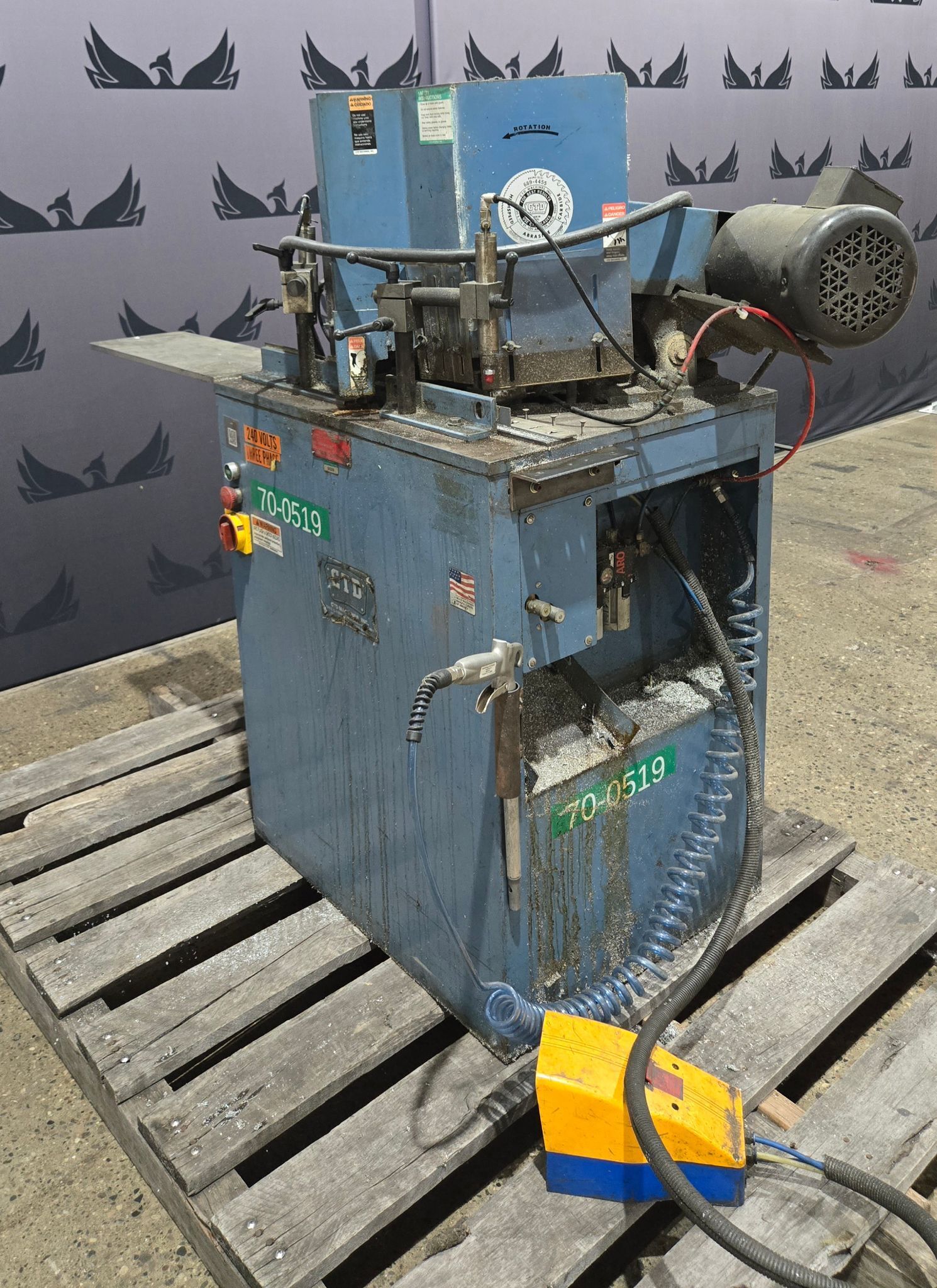CTD D22-30 DUAL MITER SAW USED 0
