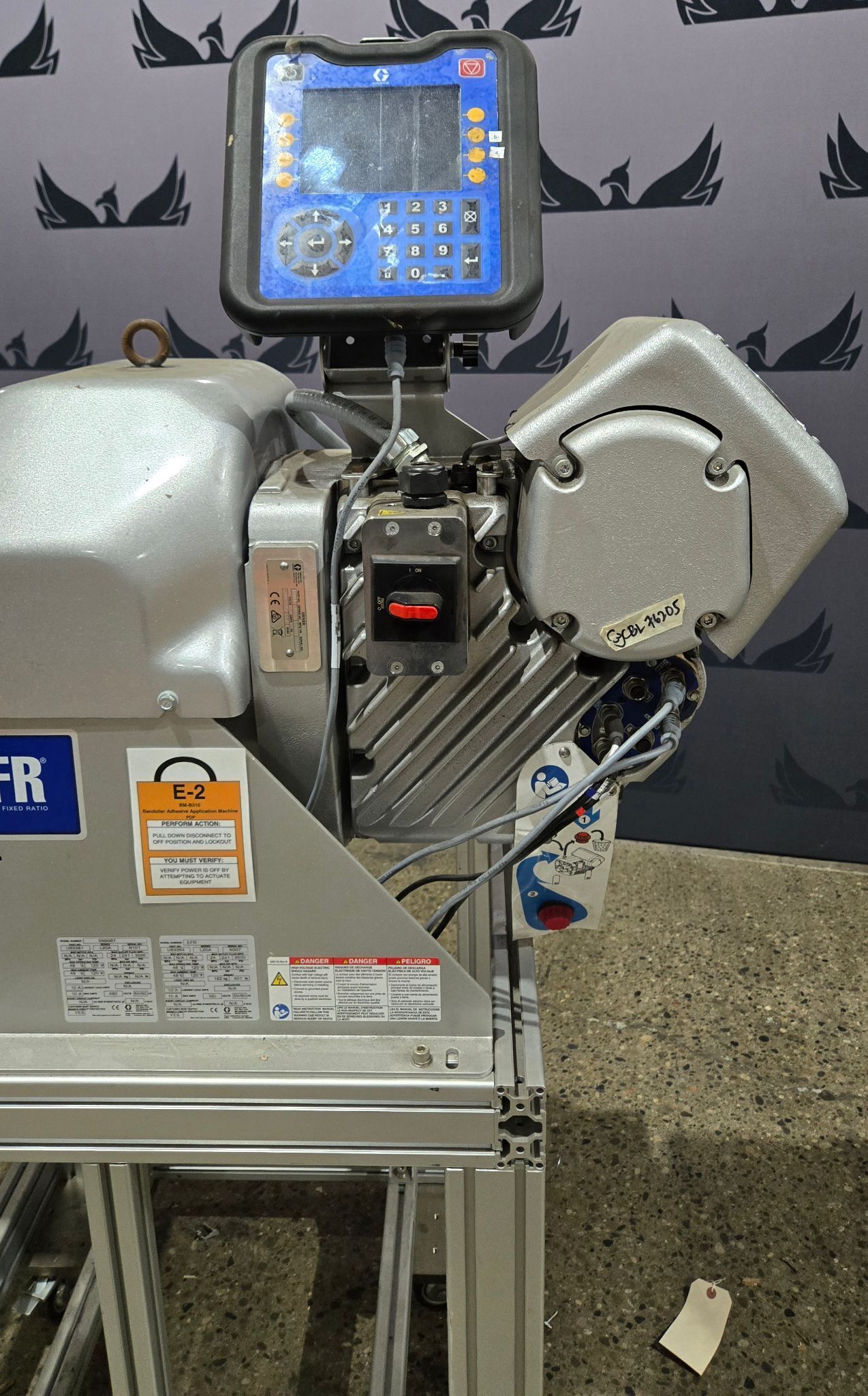 GRACO EFR U83364 METER MIX DISPENSE SYSTEM TWO-PART ADHESIVE USED 2