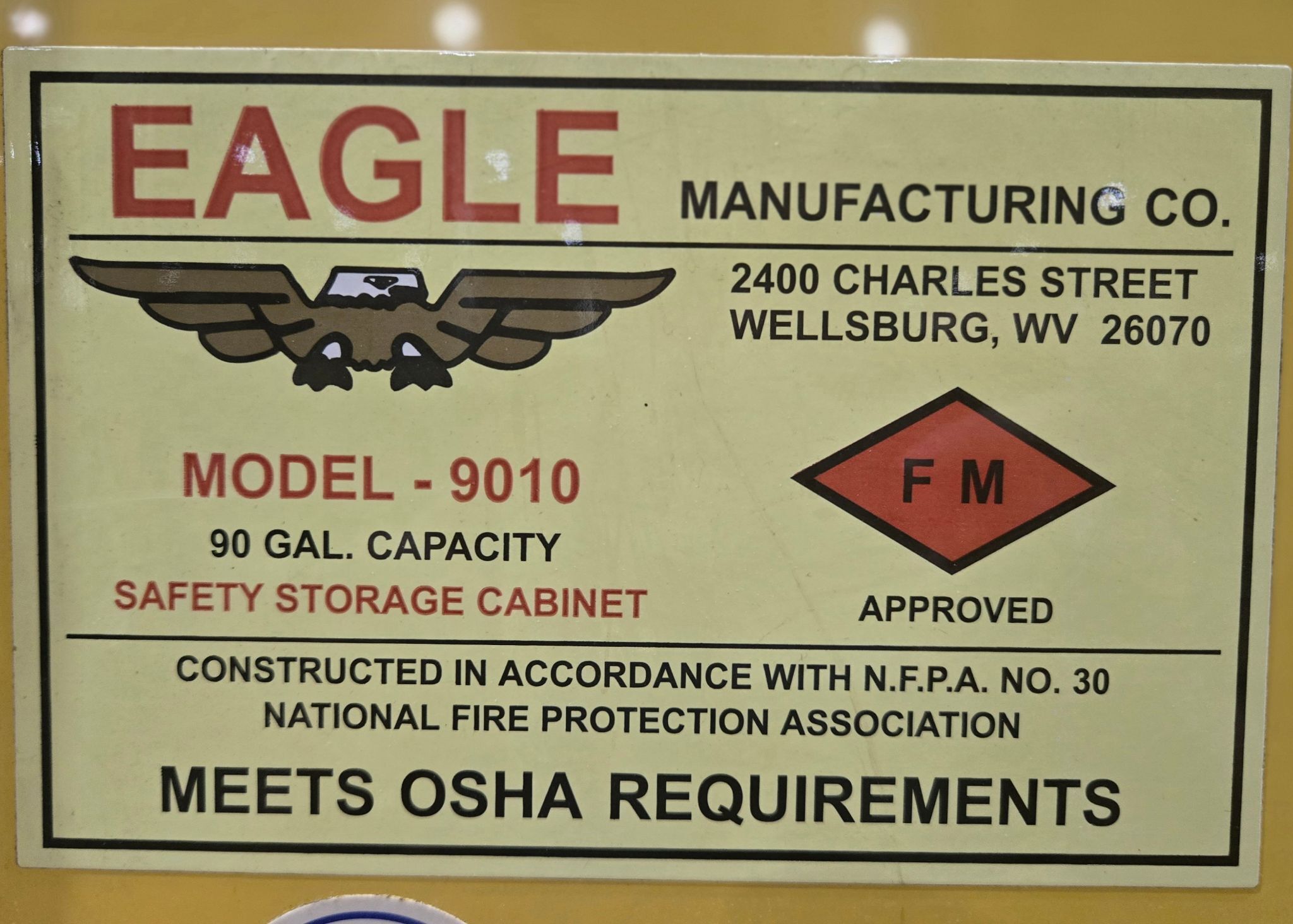EAGLE MANUFACTURING 9010 SAFETY CABINET USED 5