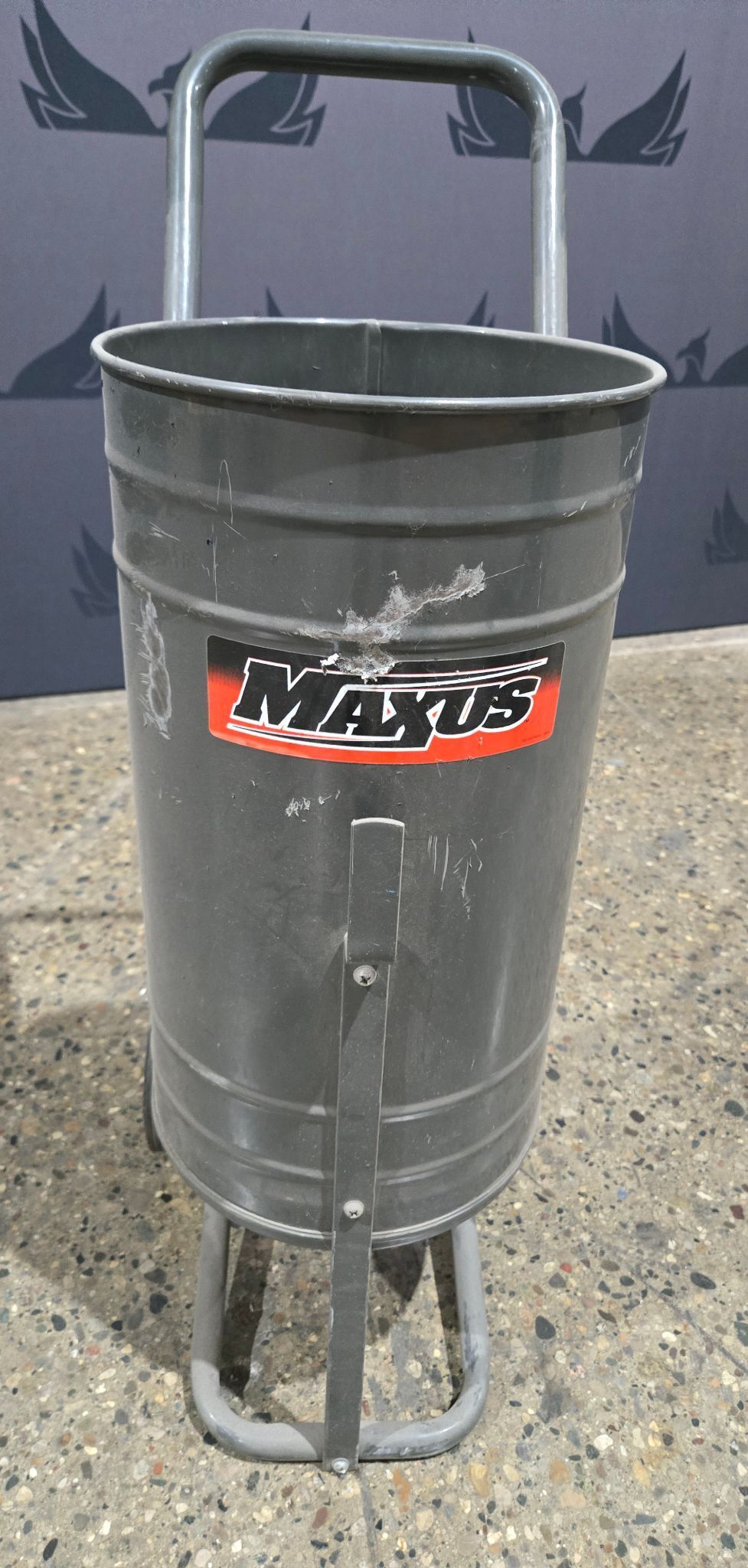 MAXUS 6ZA36 PORTABLE ABRASIVE BLASTER USED 0