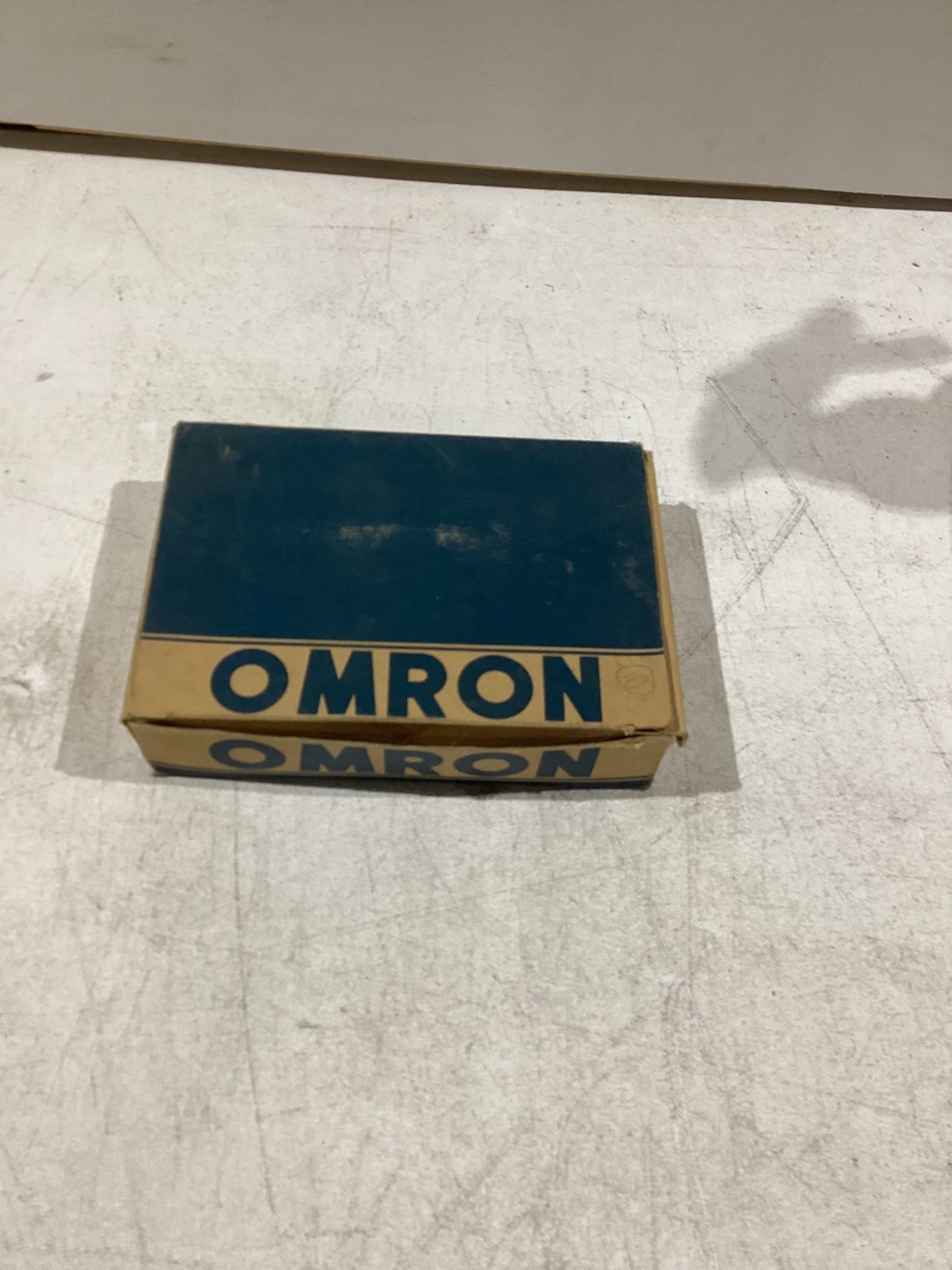 LOT OF 10 OMRON MINIPOWER RELAYS MY2 N NEW 0