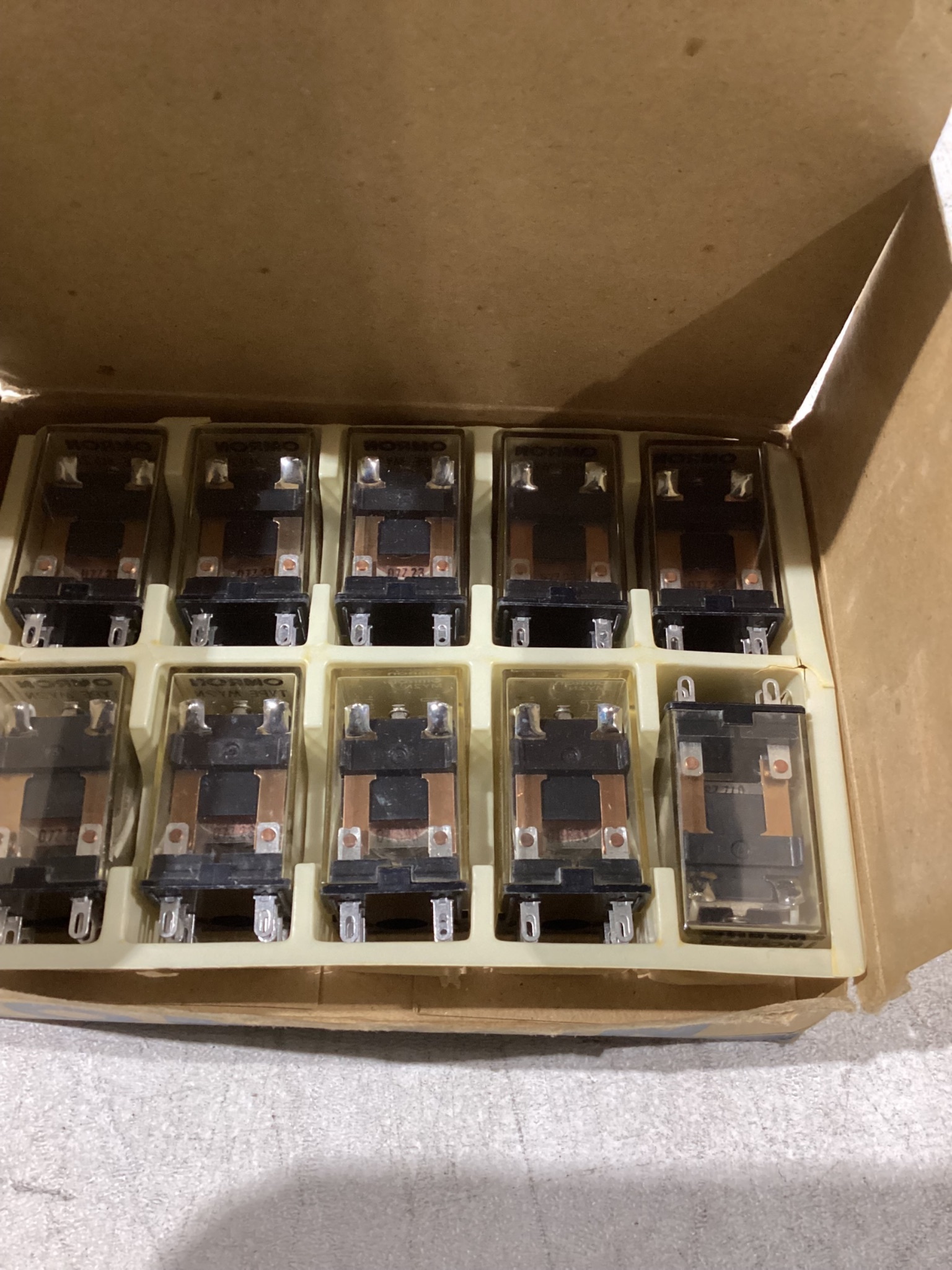 LOT OF 10 OMRON MINIPOWER RELAYS MY2 N NEW 2