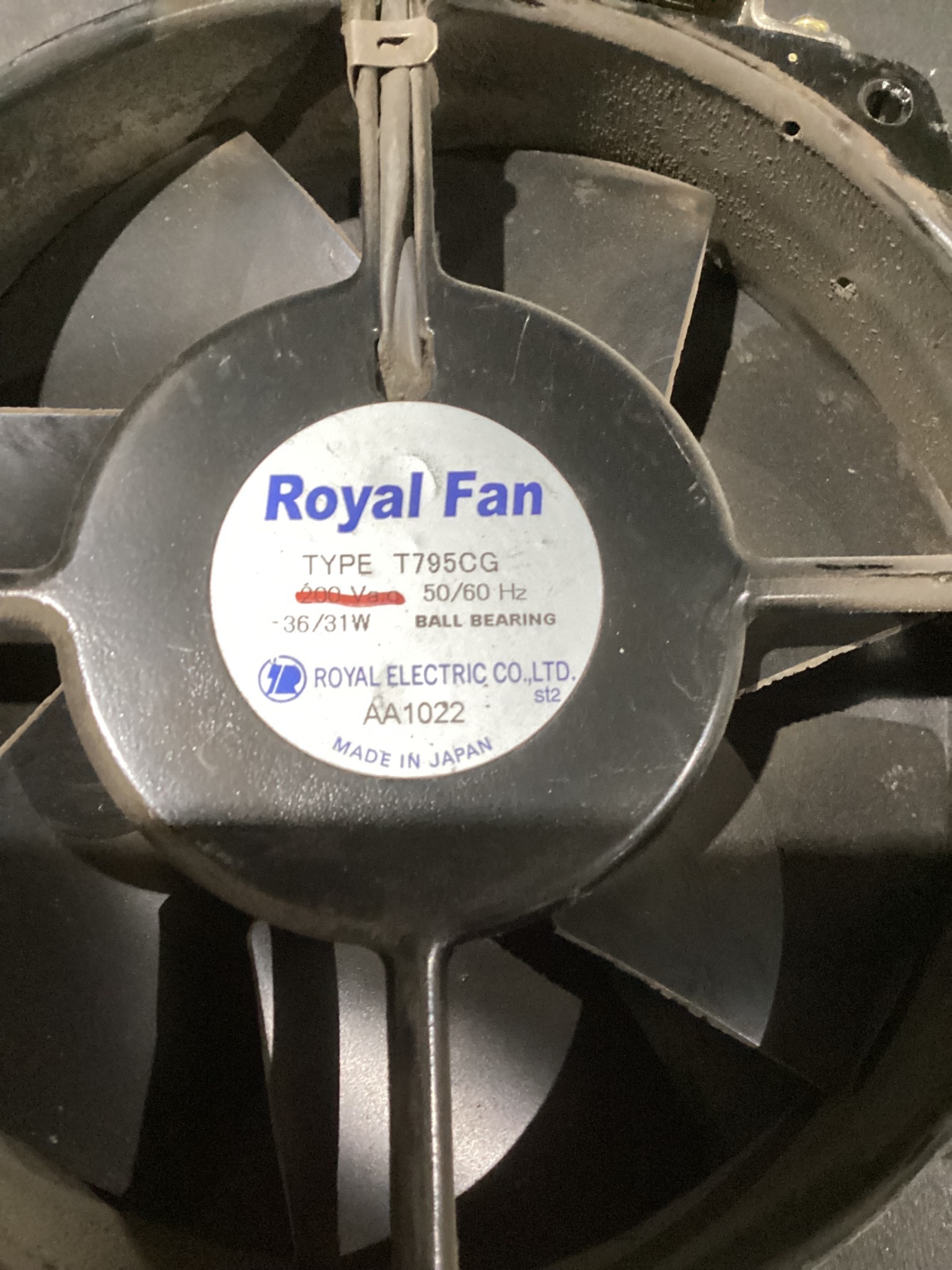 ROYAL ELECTRIC COOLING FAN T795CG USED 3