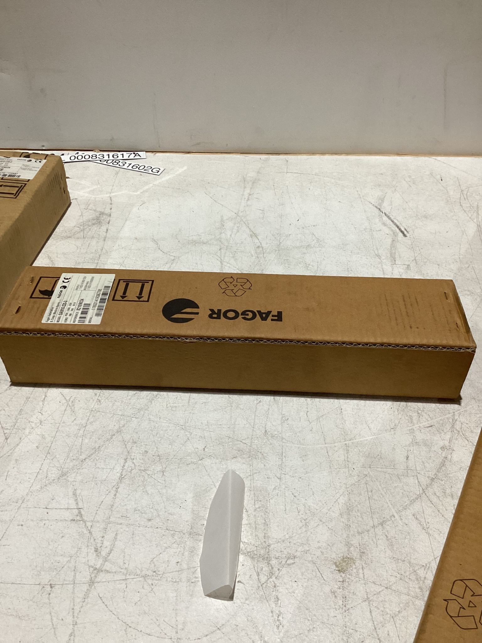 FAGOR LINEAR GUIDE SAM10-220-3 NEW 3